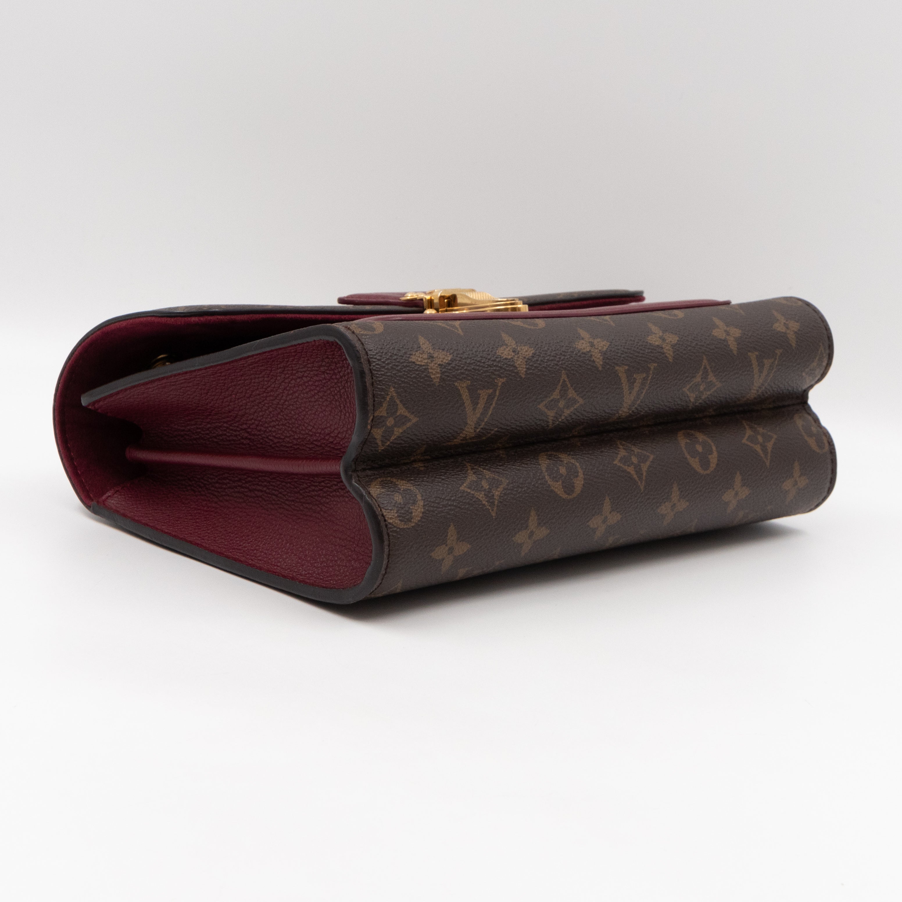 Victoire Monogram Raisin