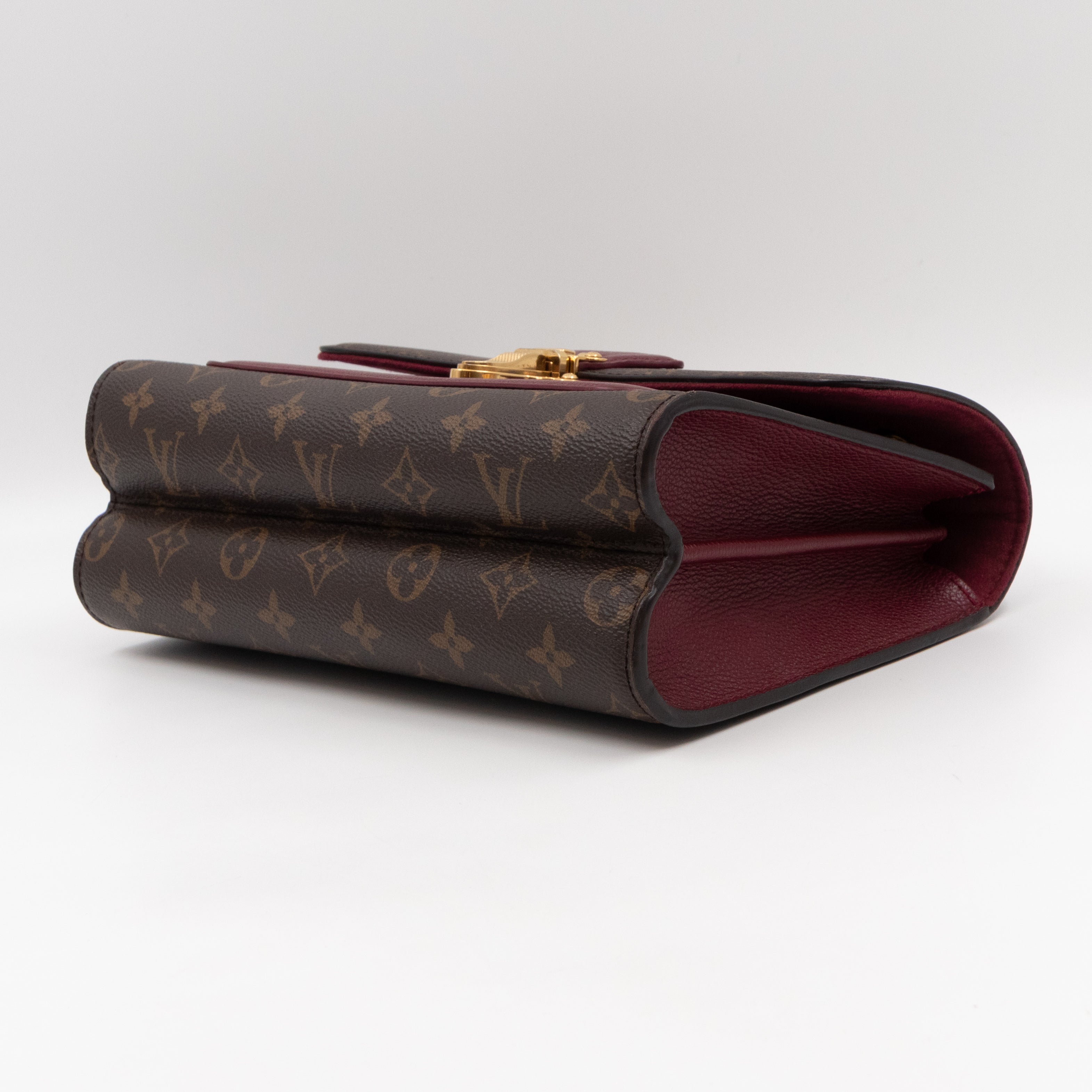 Victoire Monogram Raisin