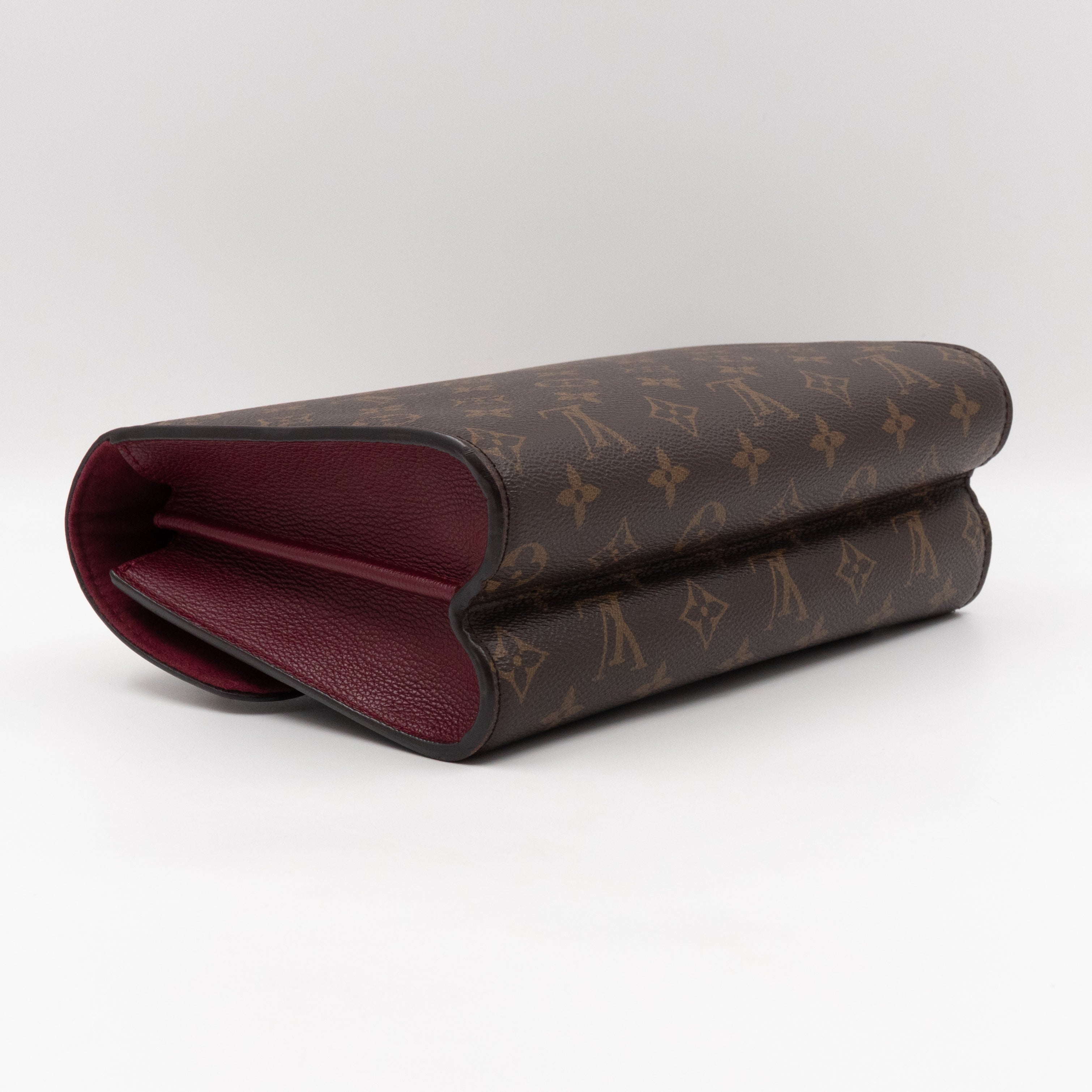 Victoire Monogram Raisin