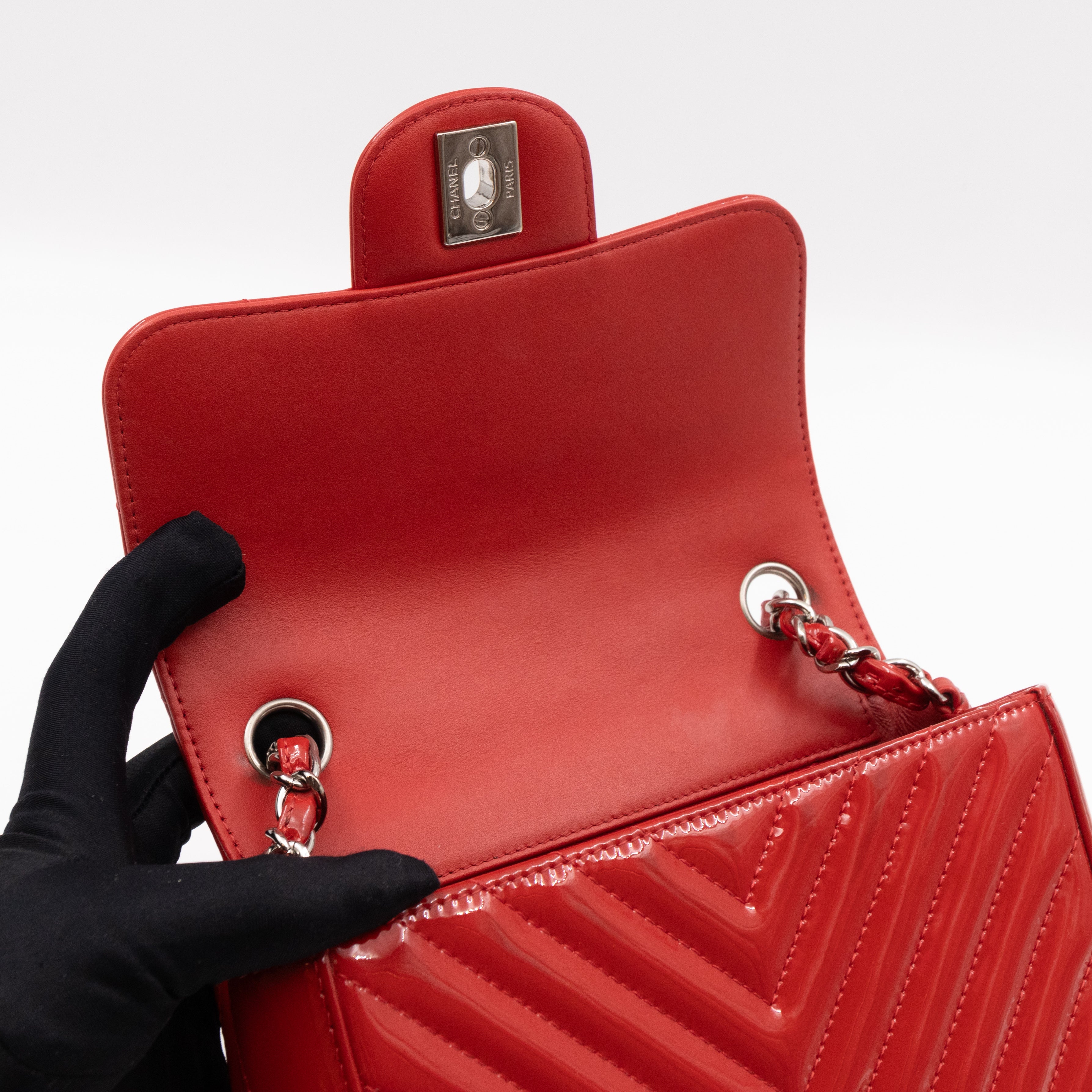 Classic Flap Mini Square Chevron Red Patent Leather