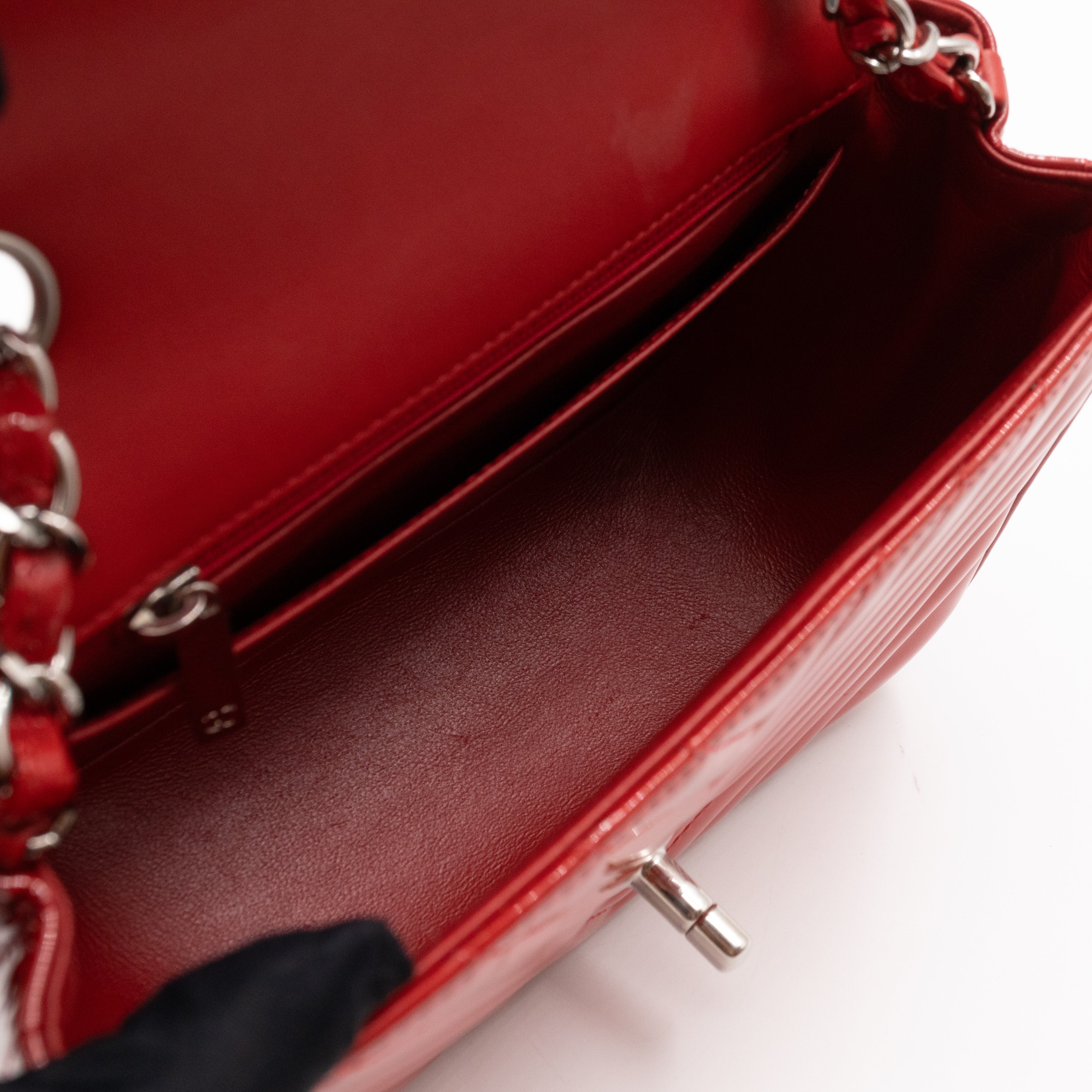 Classic Flap Mini Square Chevron Red Patent Leather