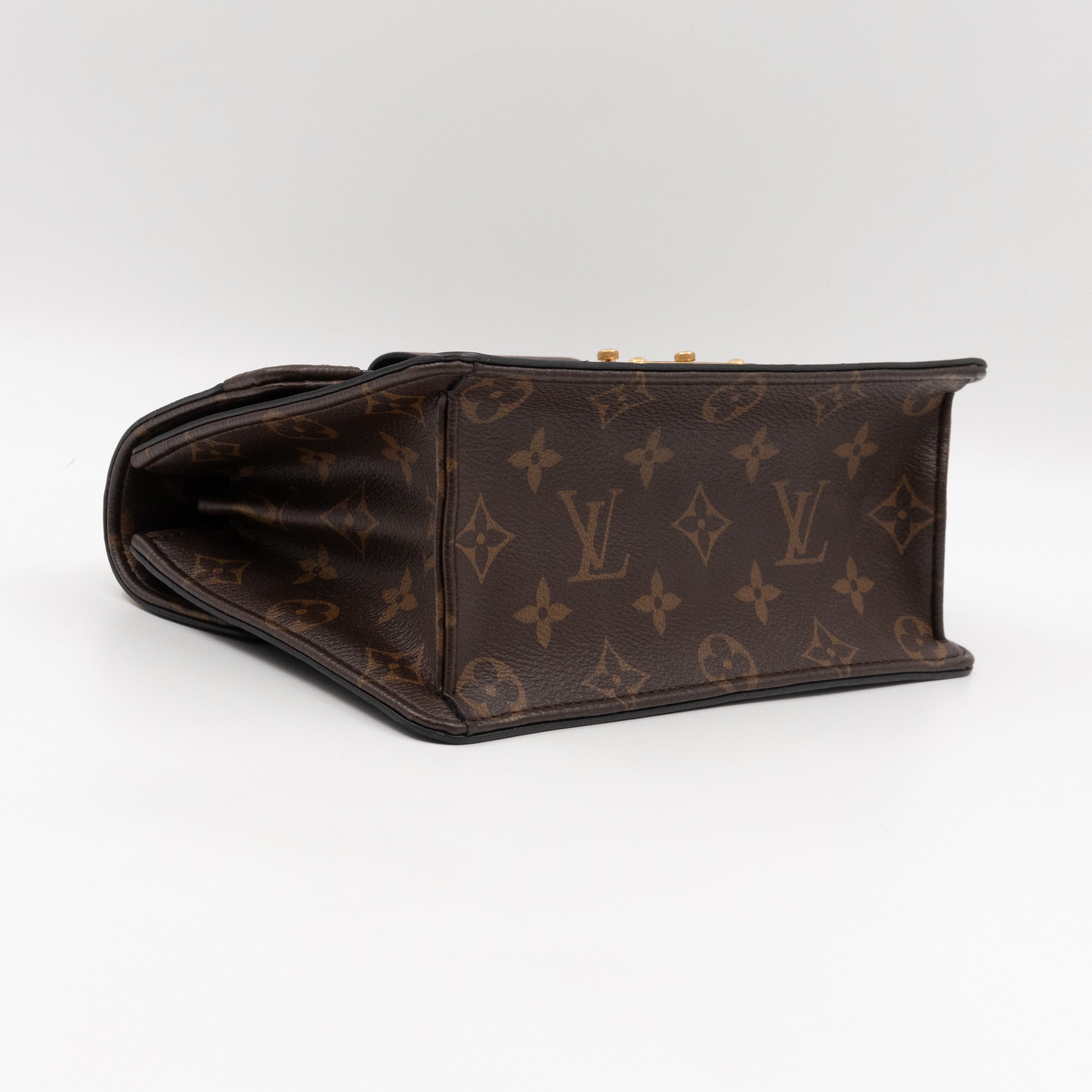 Wynwood Black Vernis Epi Monogram