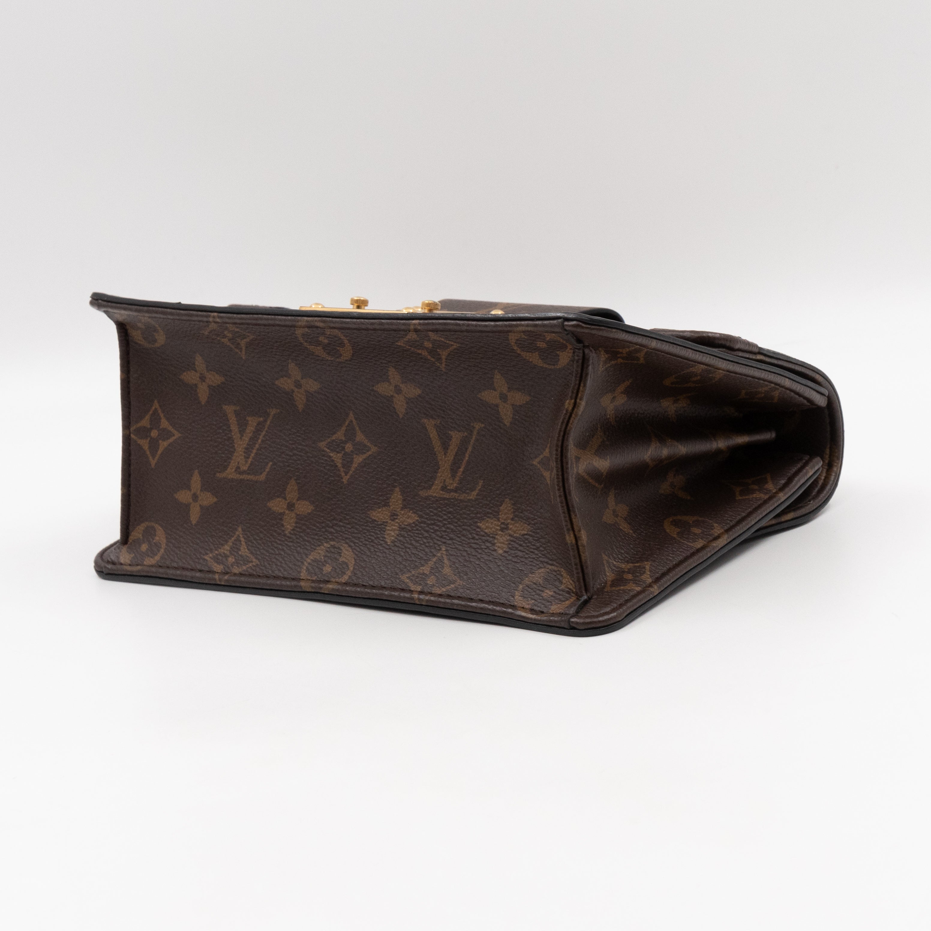 Wynwood Black Vernis Epi Monogram