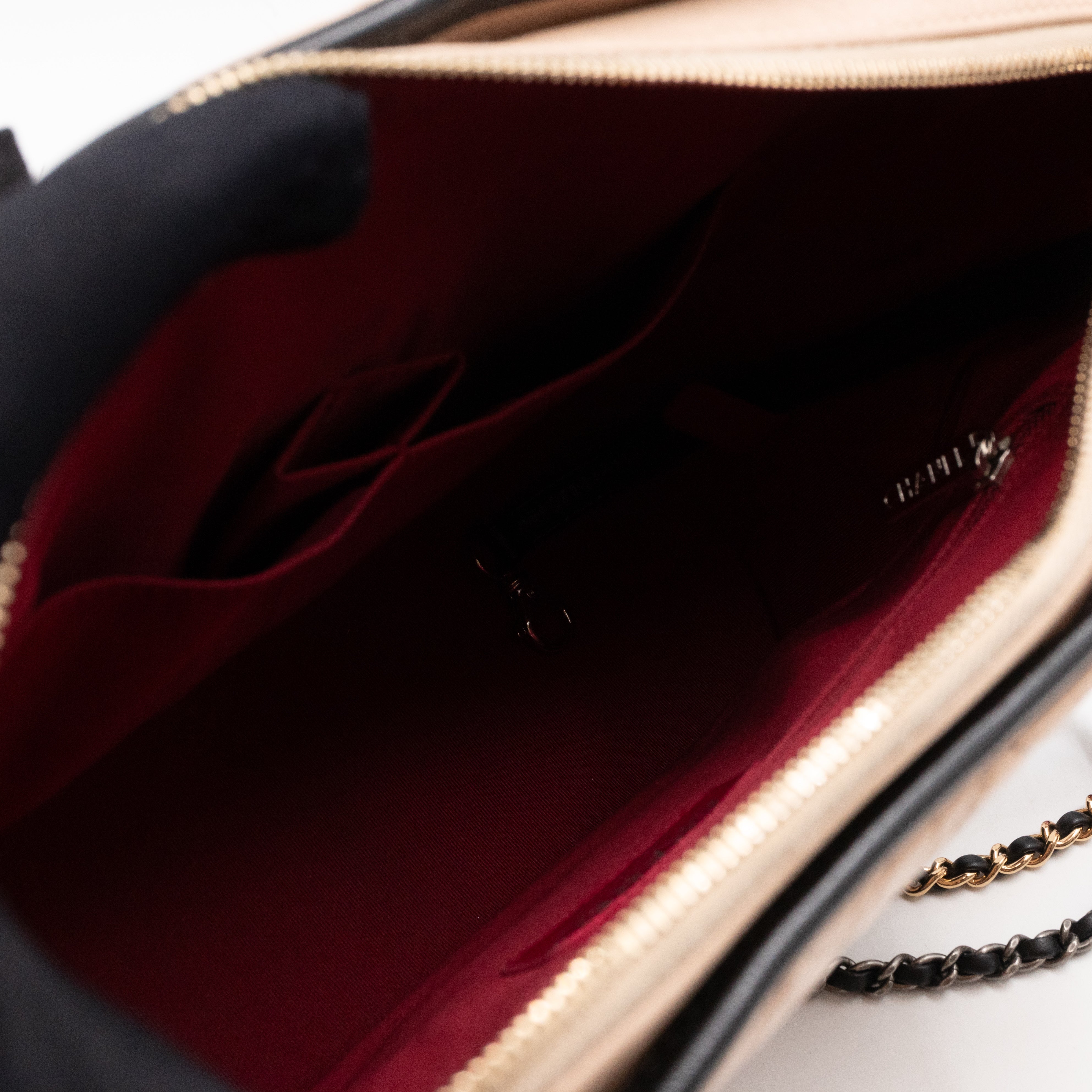 Gabrielle Hobo Large Beige Calfskin Leather