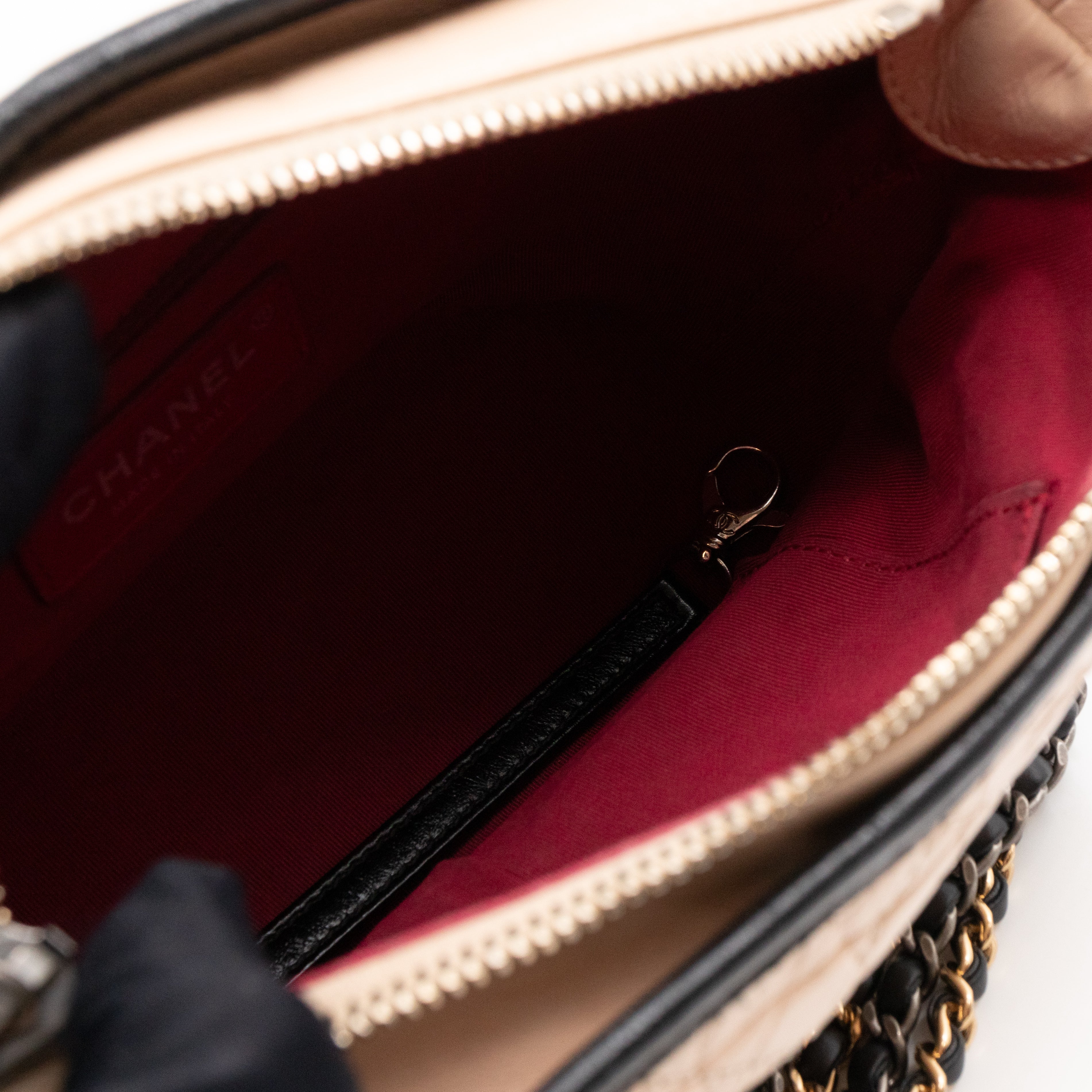 Gabrielle Hobo Small Beige Calf Leather