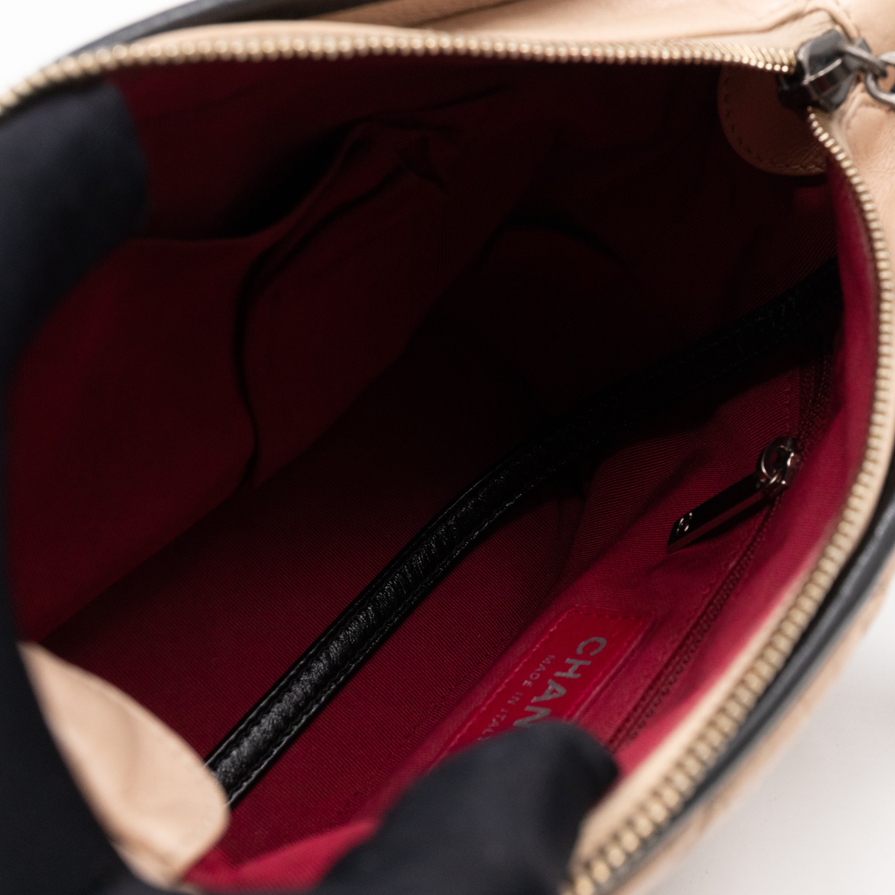 Gabrielle Hobo Small Beige Calf Leather