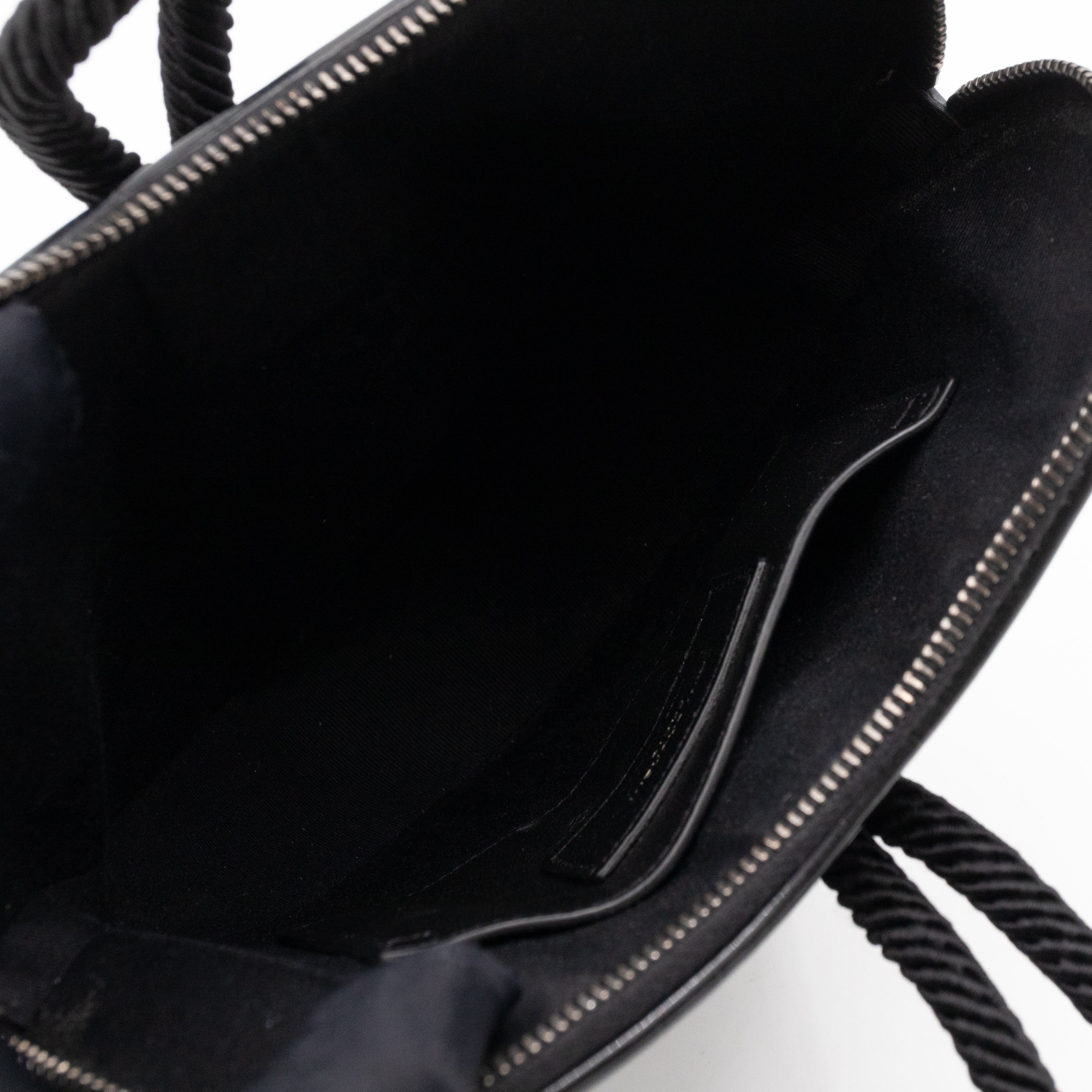 Sac Coeur Heart Clutch Black Croc Embossed Patent Leather