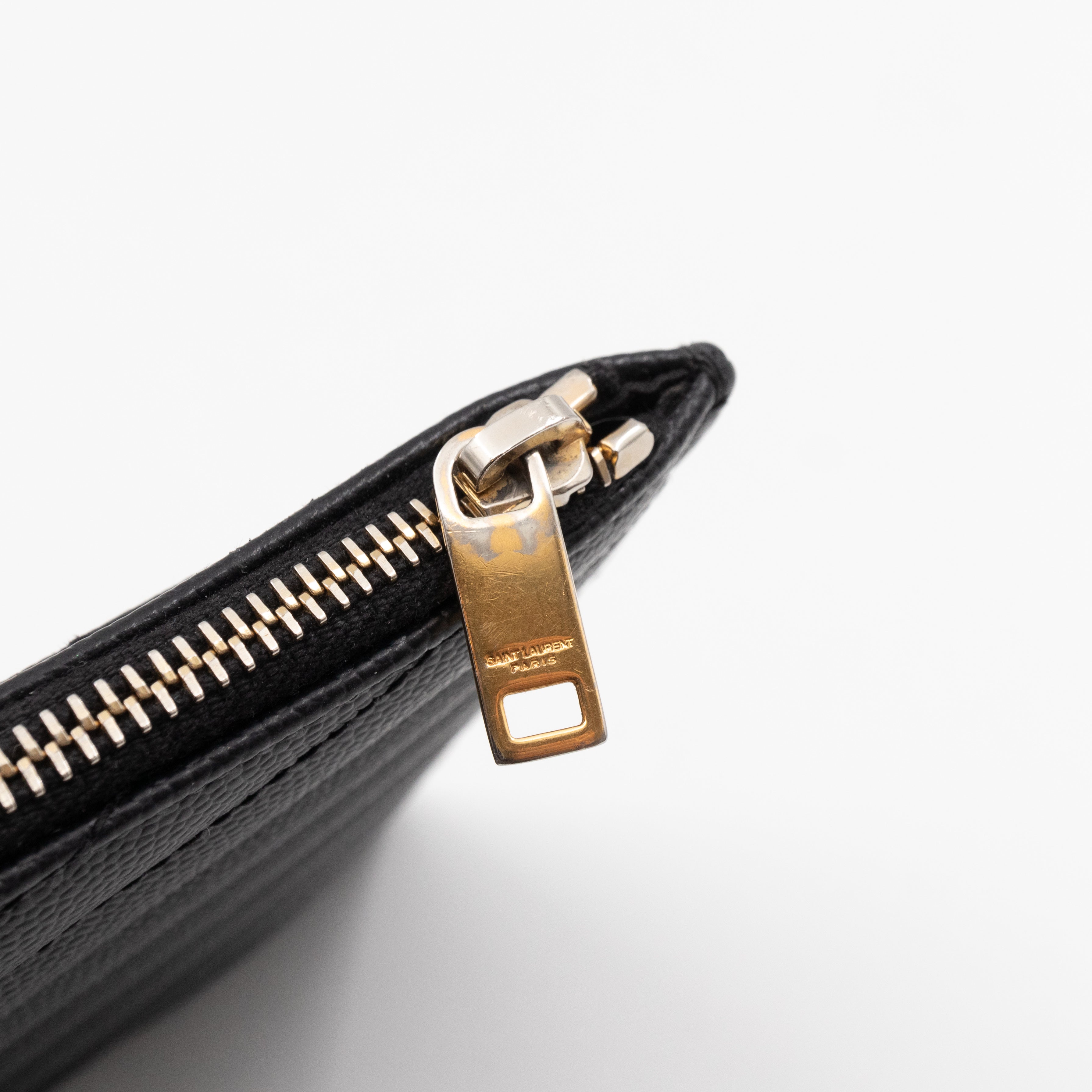 Zipped Pouch Chevron Grained Leather Black