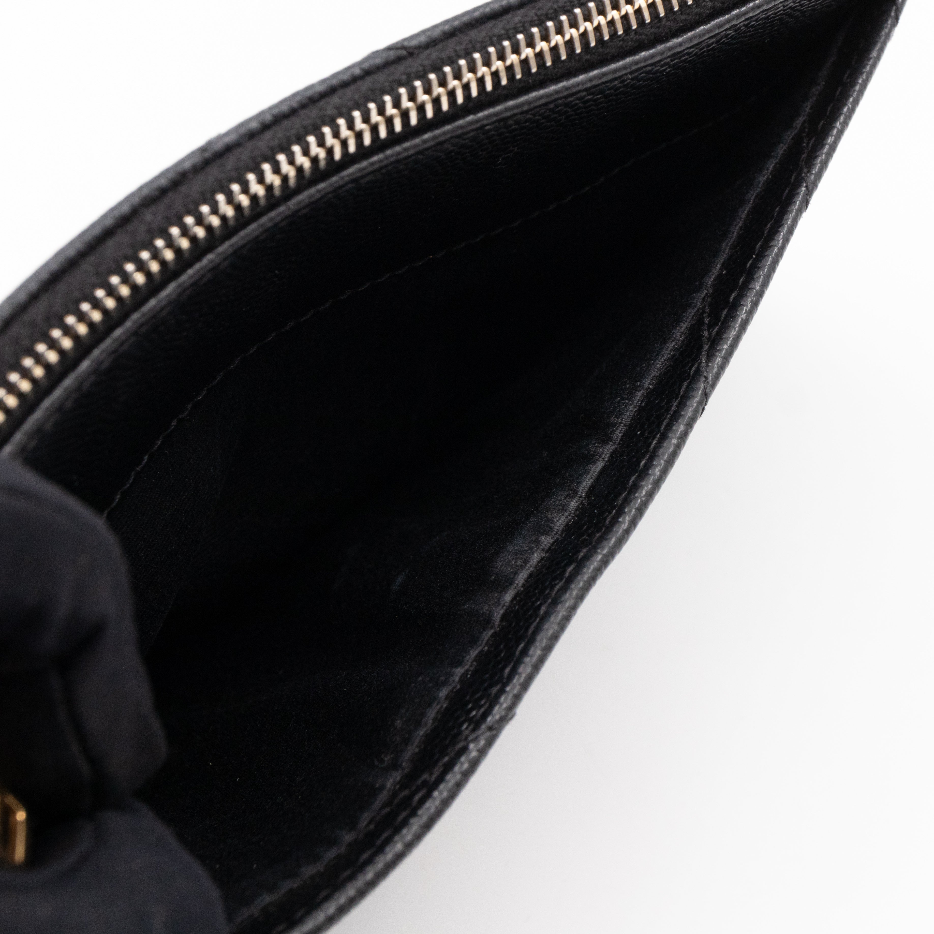 Zipped Pouch Chevron Grained Leather Black