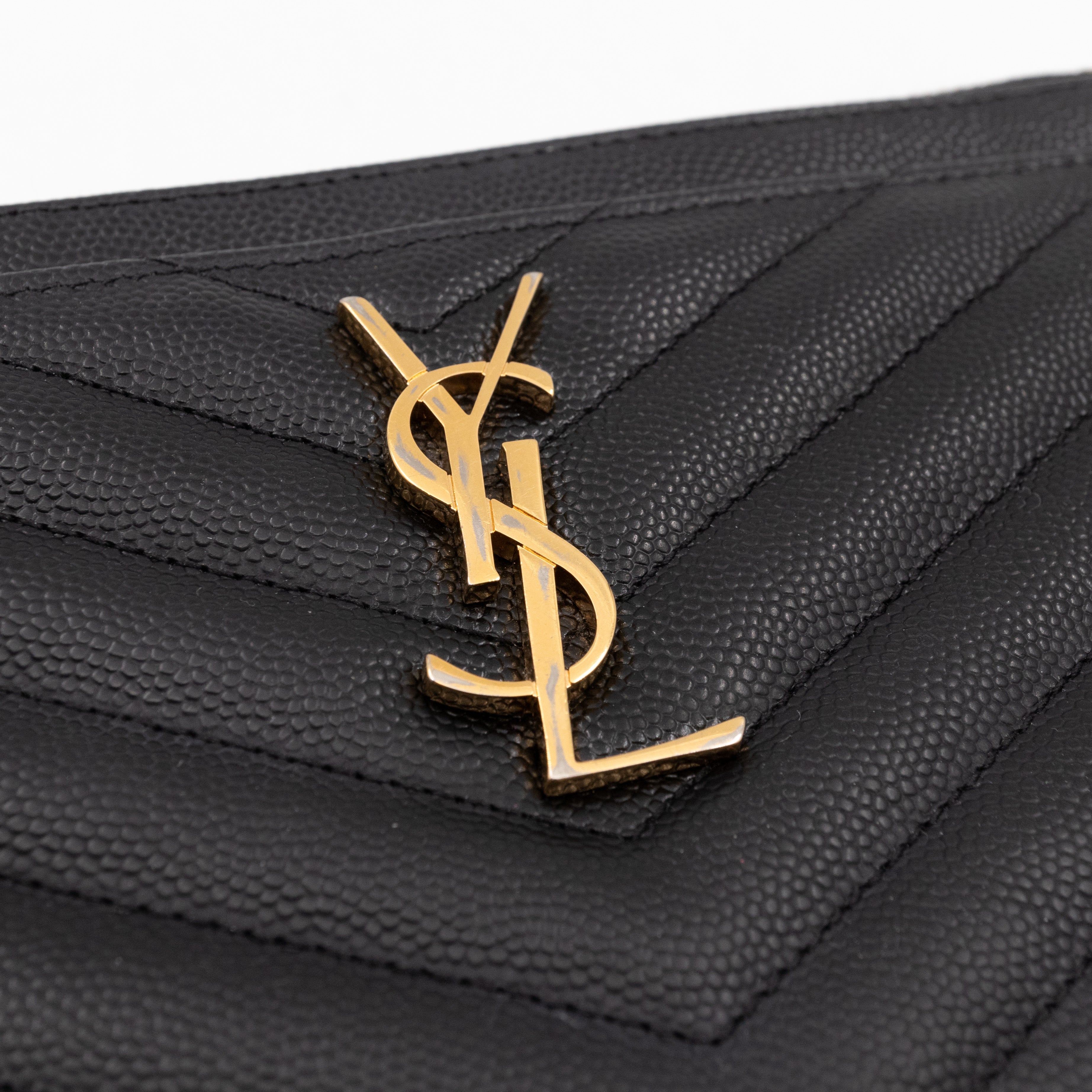 Zipped Pouch Chevron Grained Leather Black