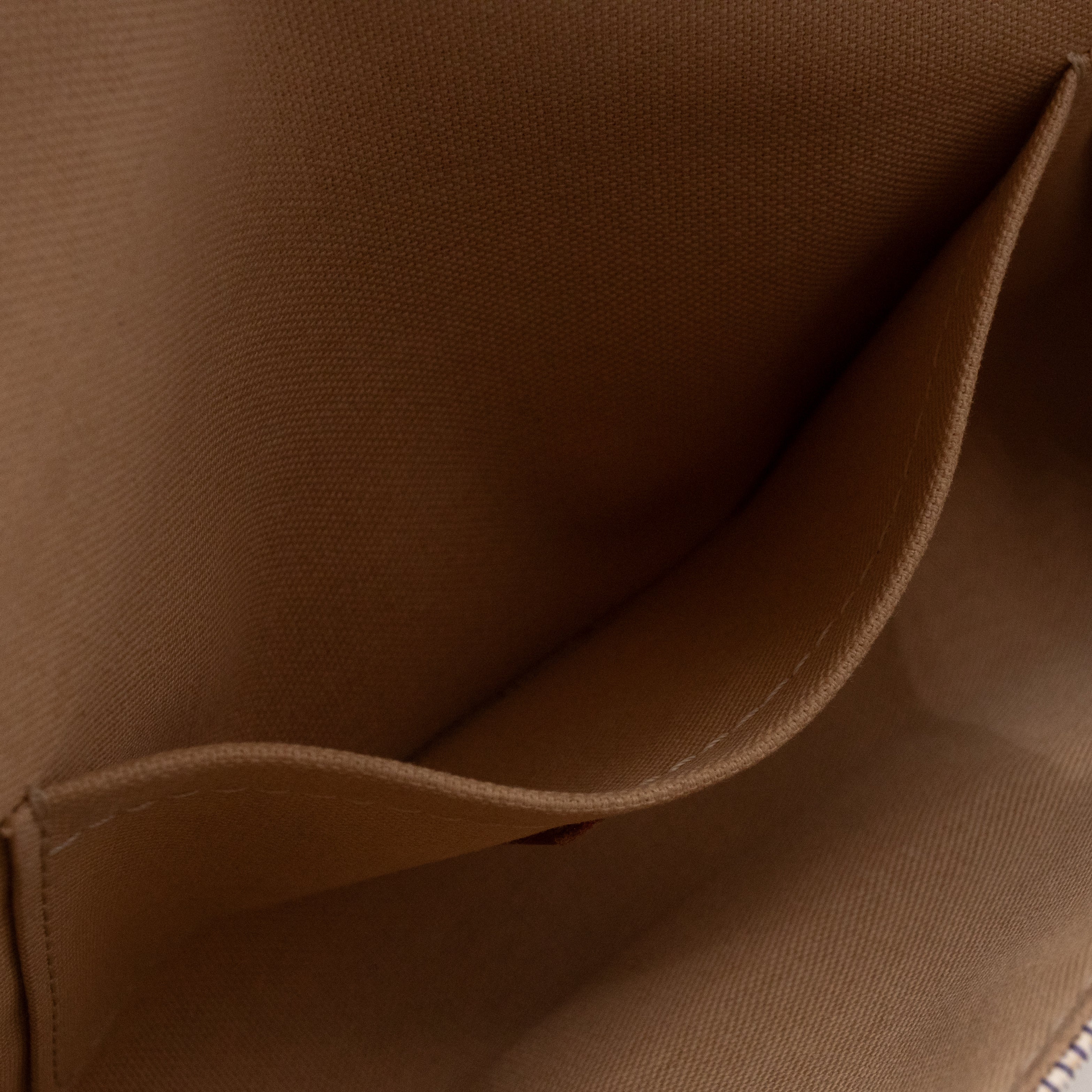 Favorite PM Damier Azur