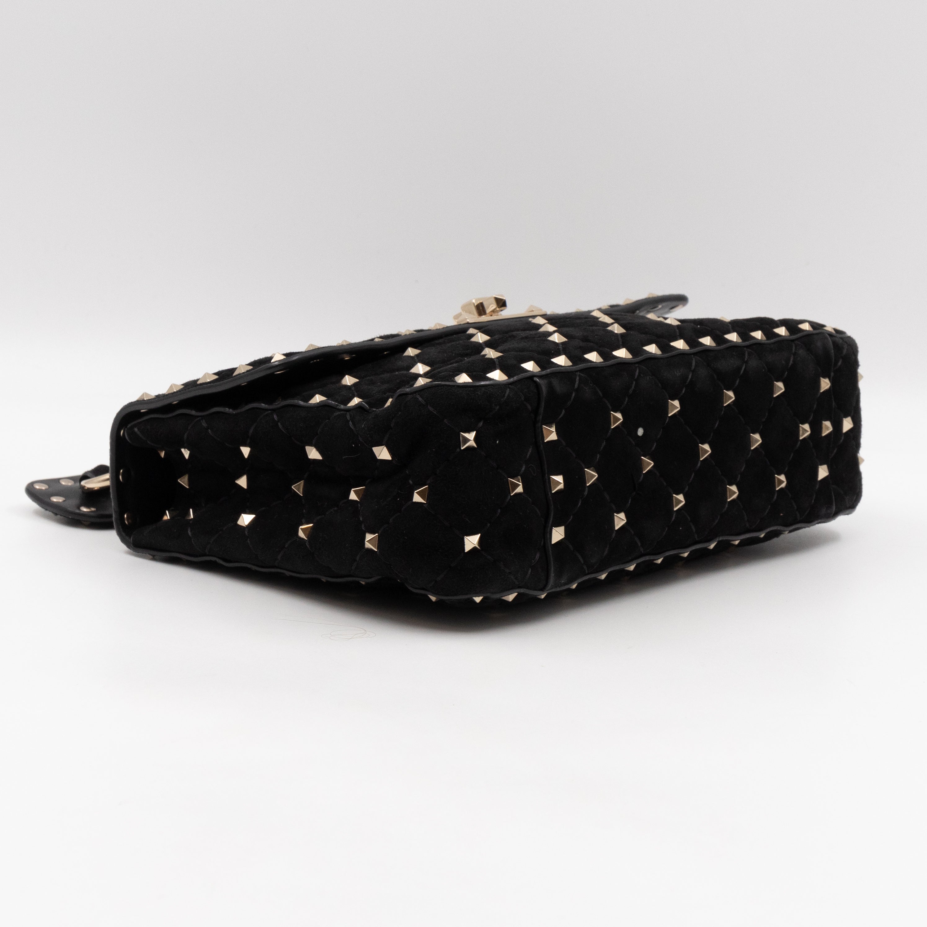 Rockstud Spike Medium Shoulder Bag Black Velvet