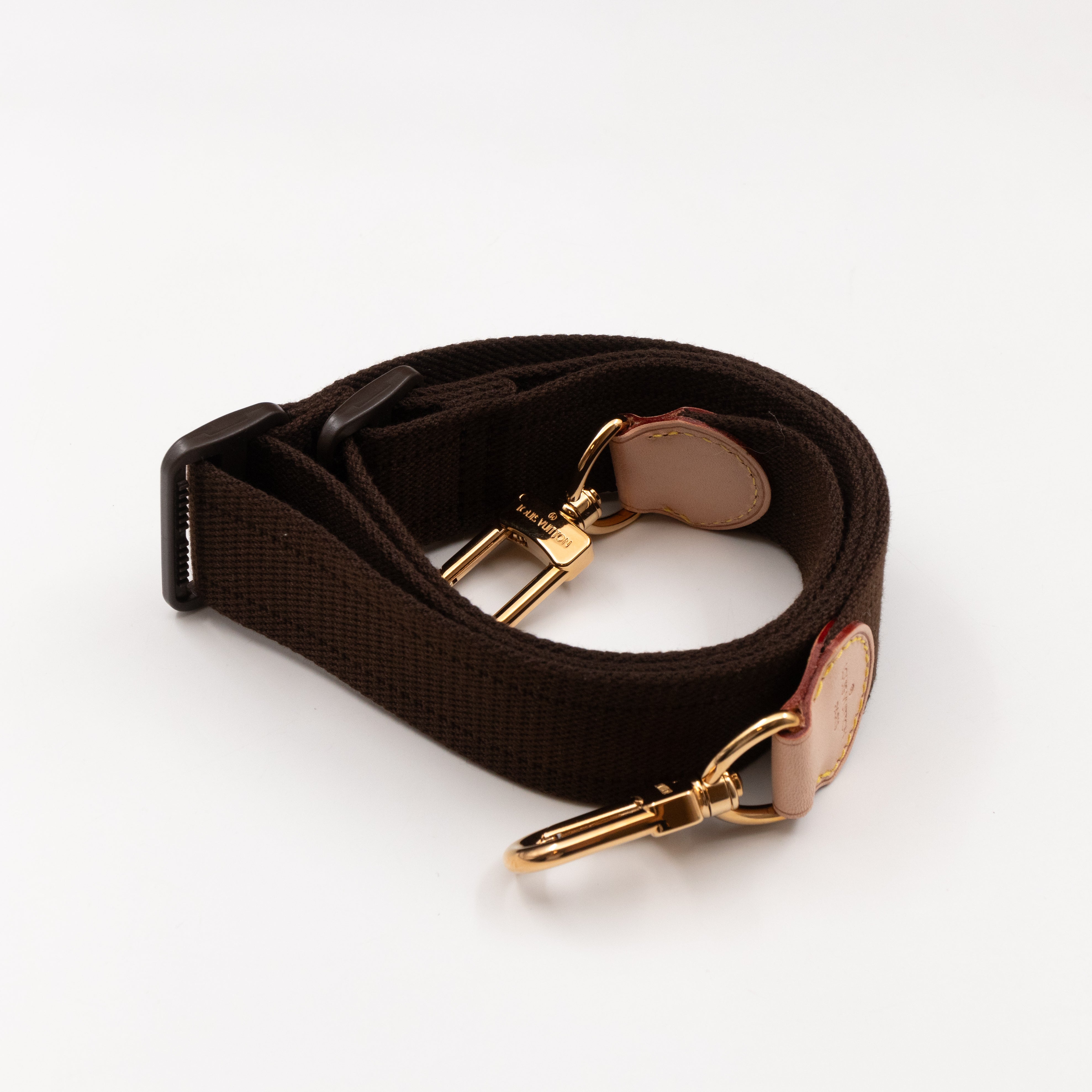Portable Cabin NM Monogram