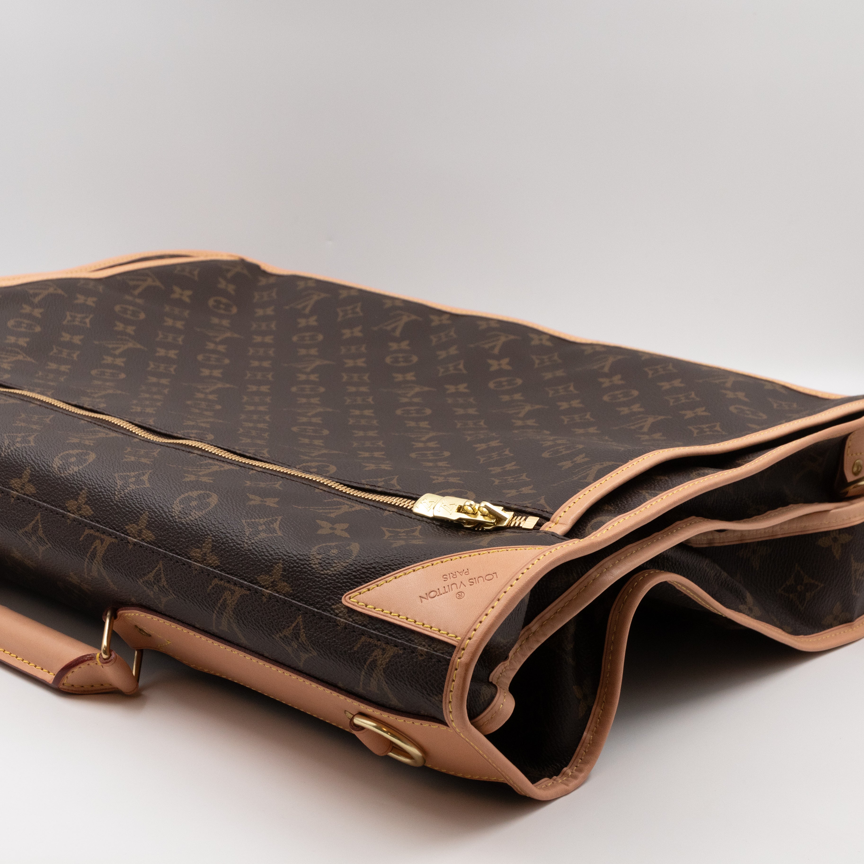 Portable Cabin NM Monogram