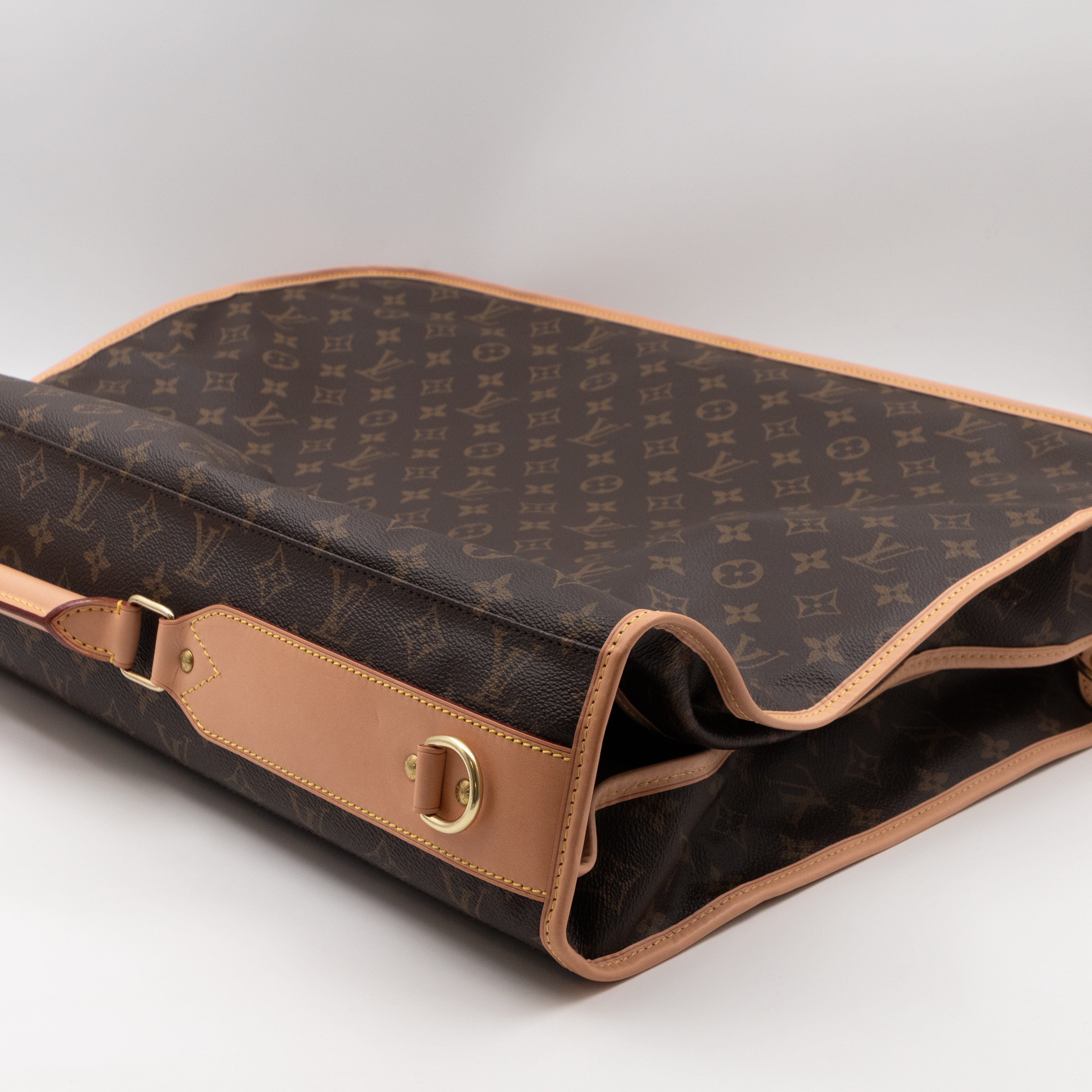 Portable Cabin NM Monogram