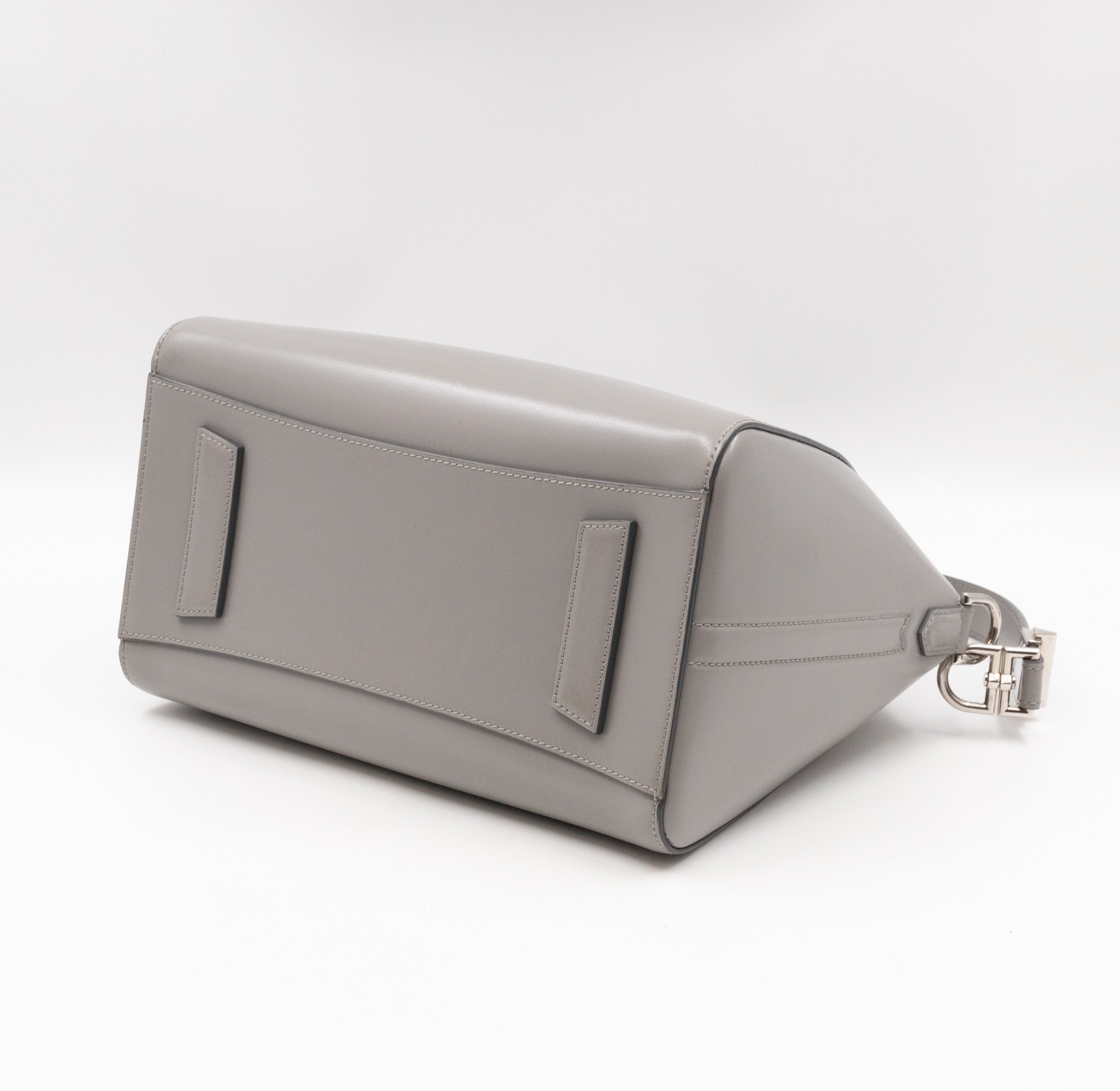 Antigona Small Smooth Grey Leather