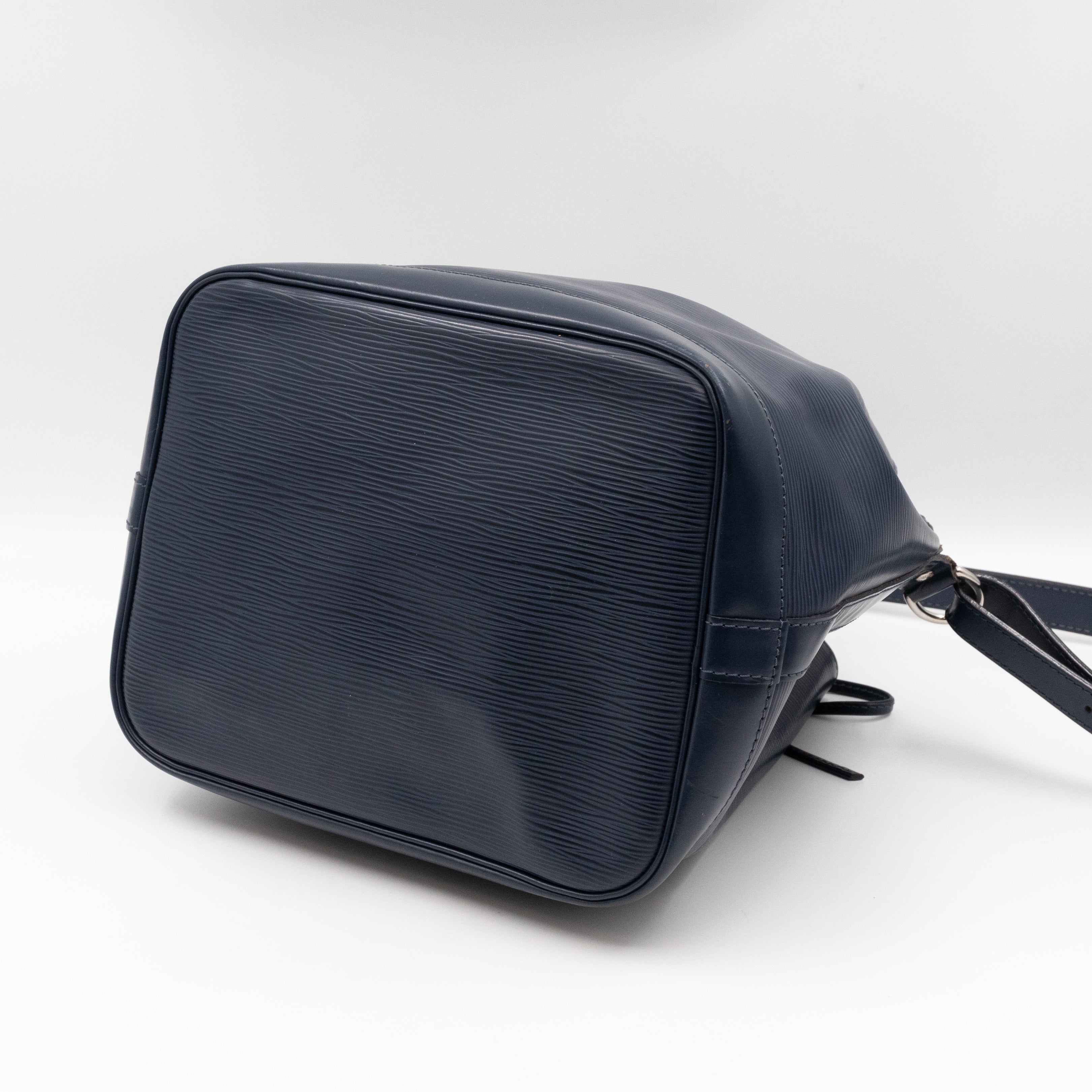 Petit Noe Epi Leather Indigo