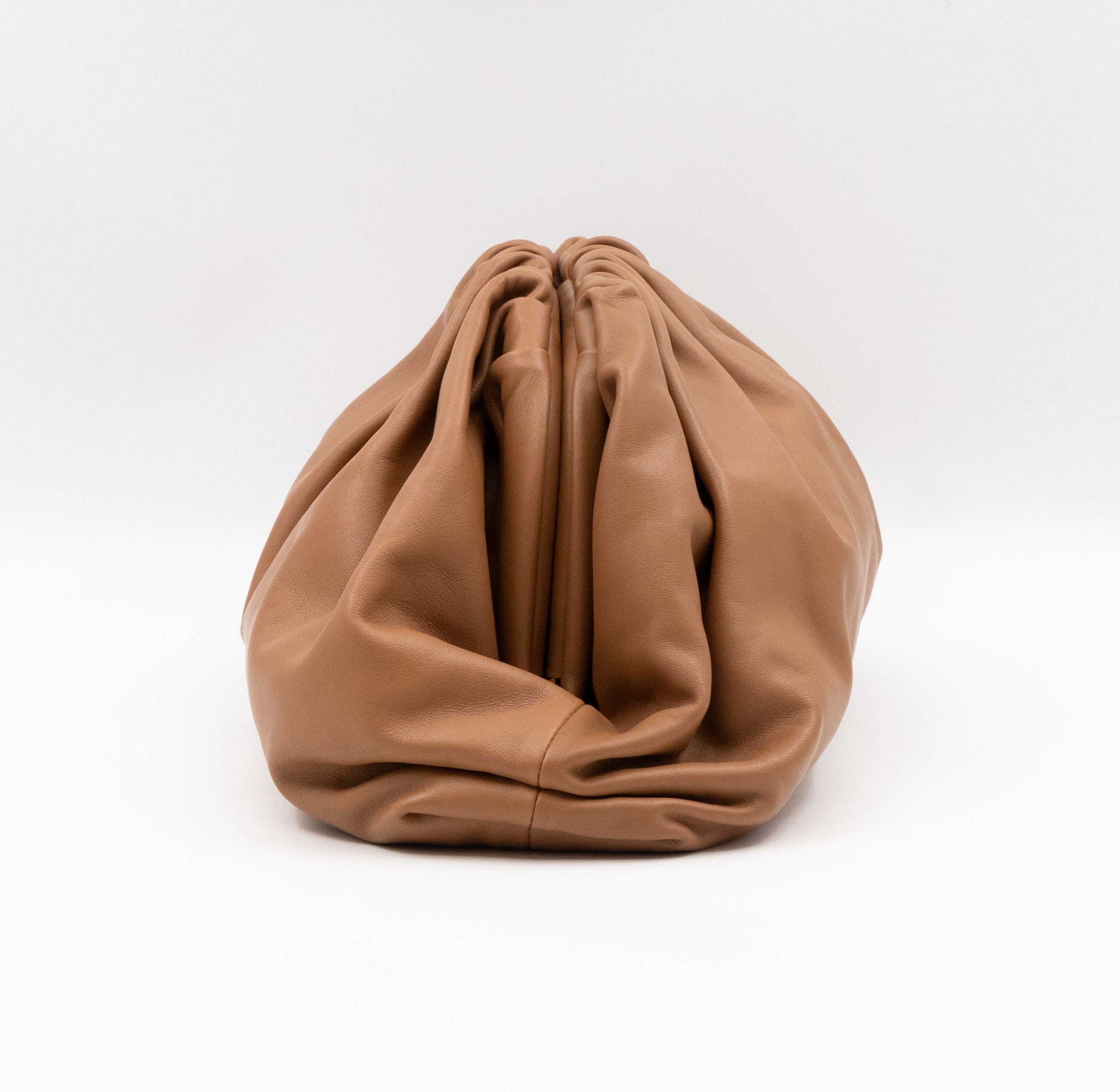 The Pouch Smooth Leather Camello