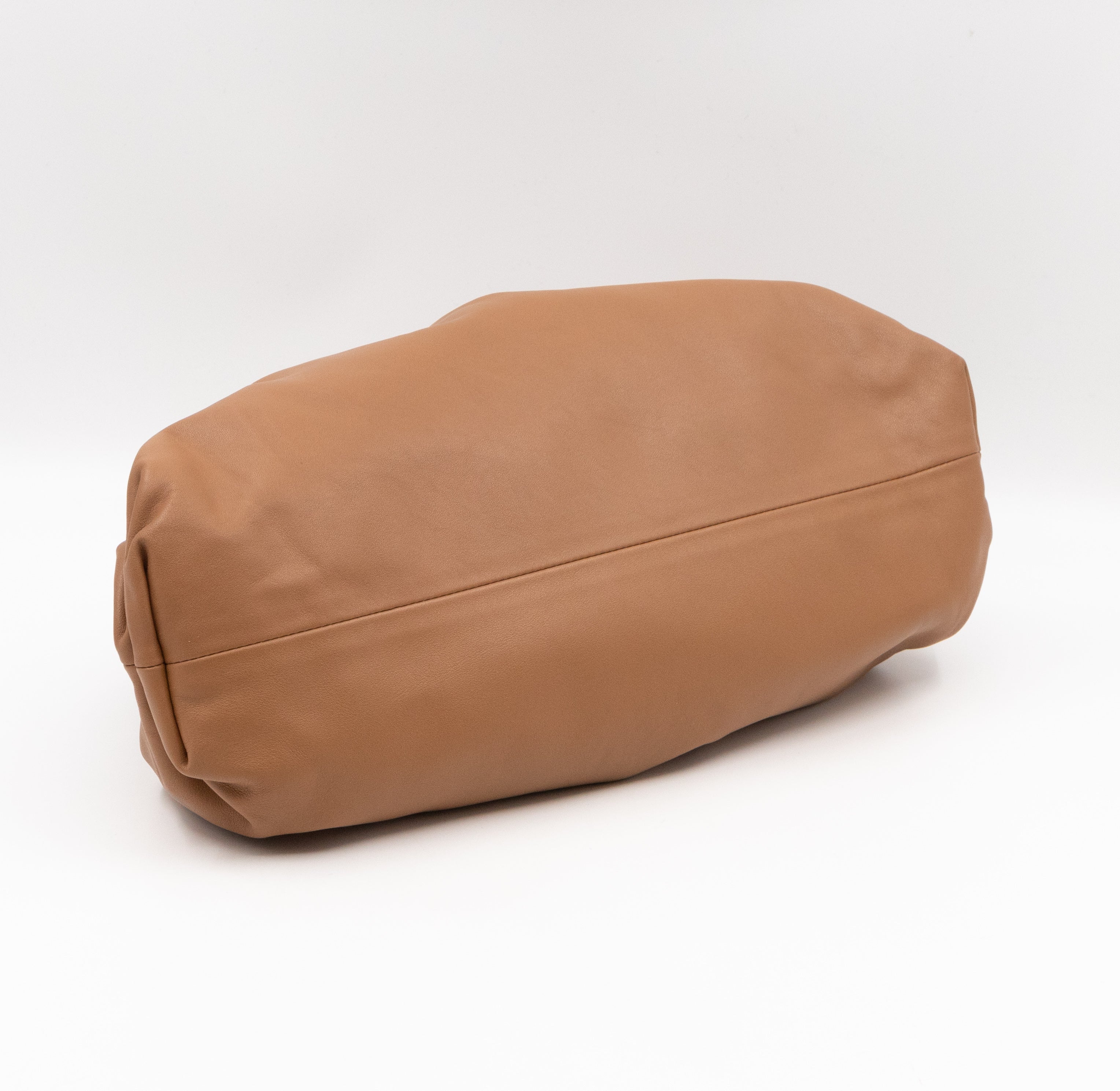 The Pouch Smooth Leather Camello