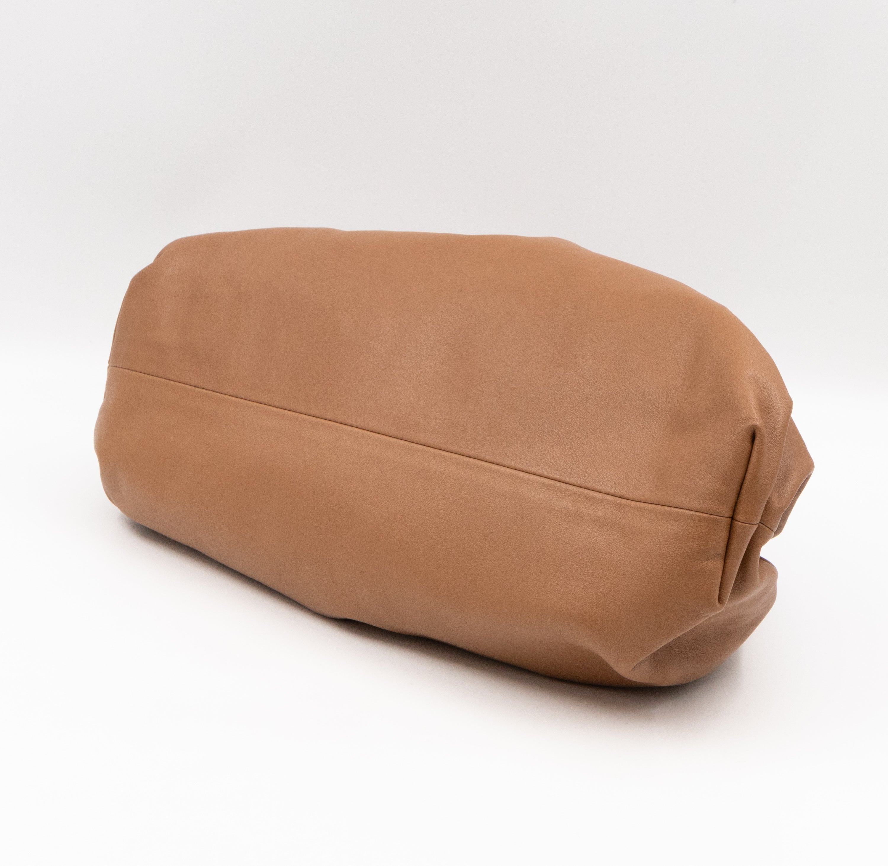 The Pouch Smooth Leather Camello