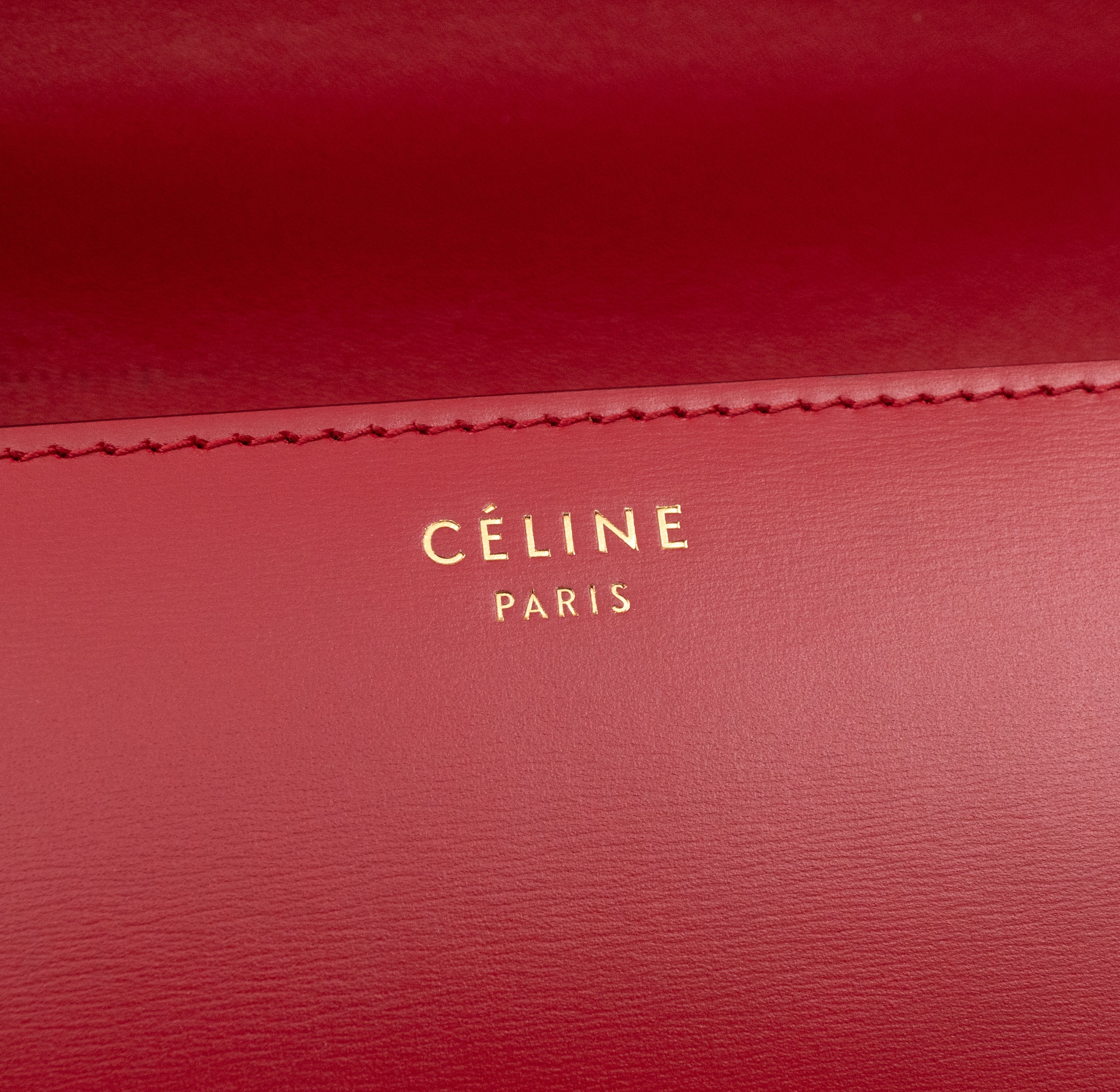 Classic Box Medium Red Leather