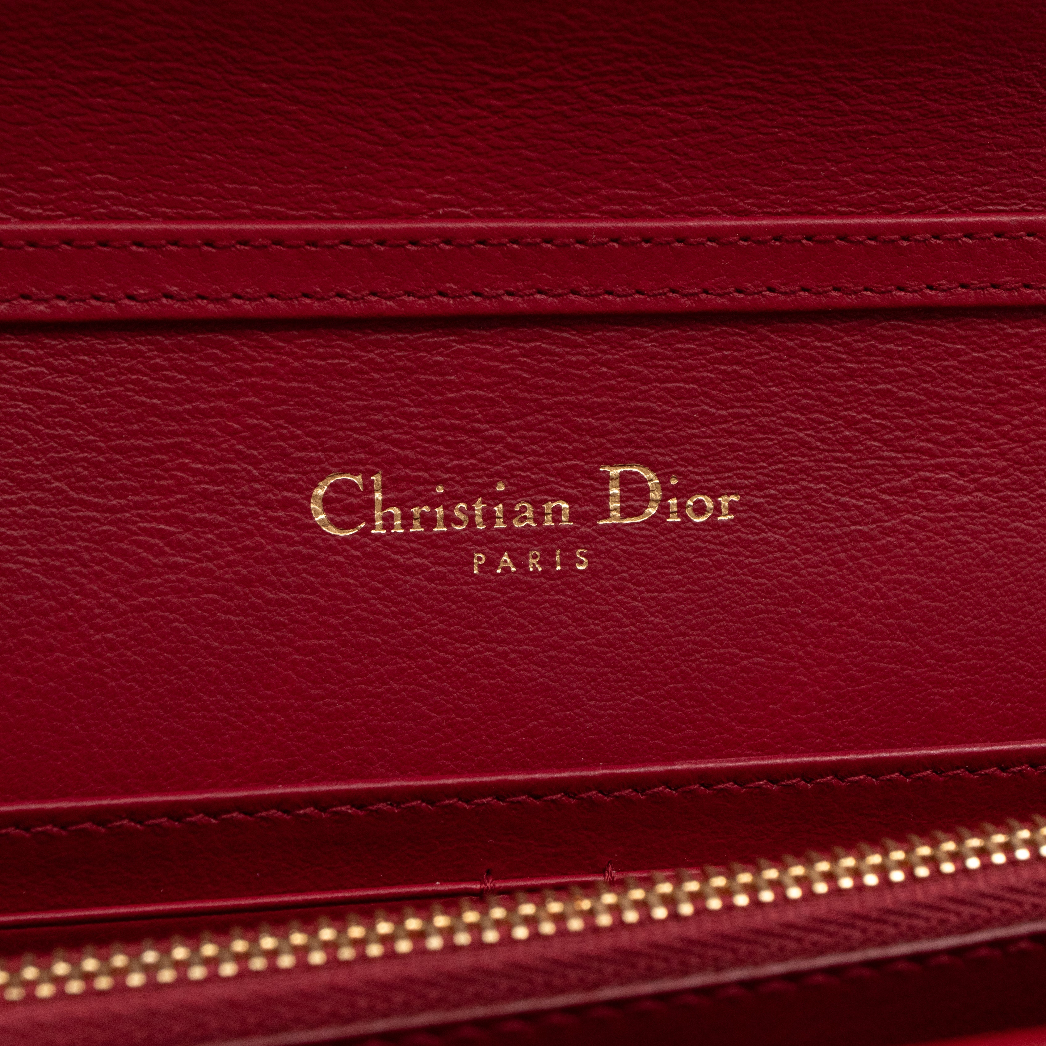 30 Montaigne Pouch with Chain Cerise Red Patent Leather