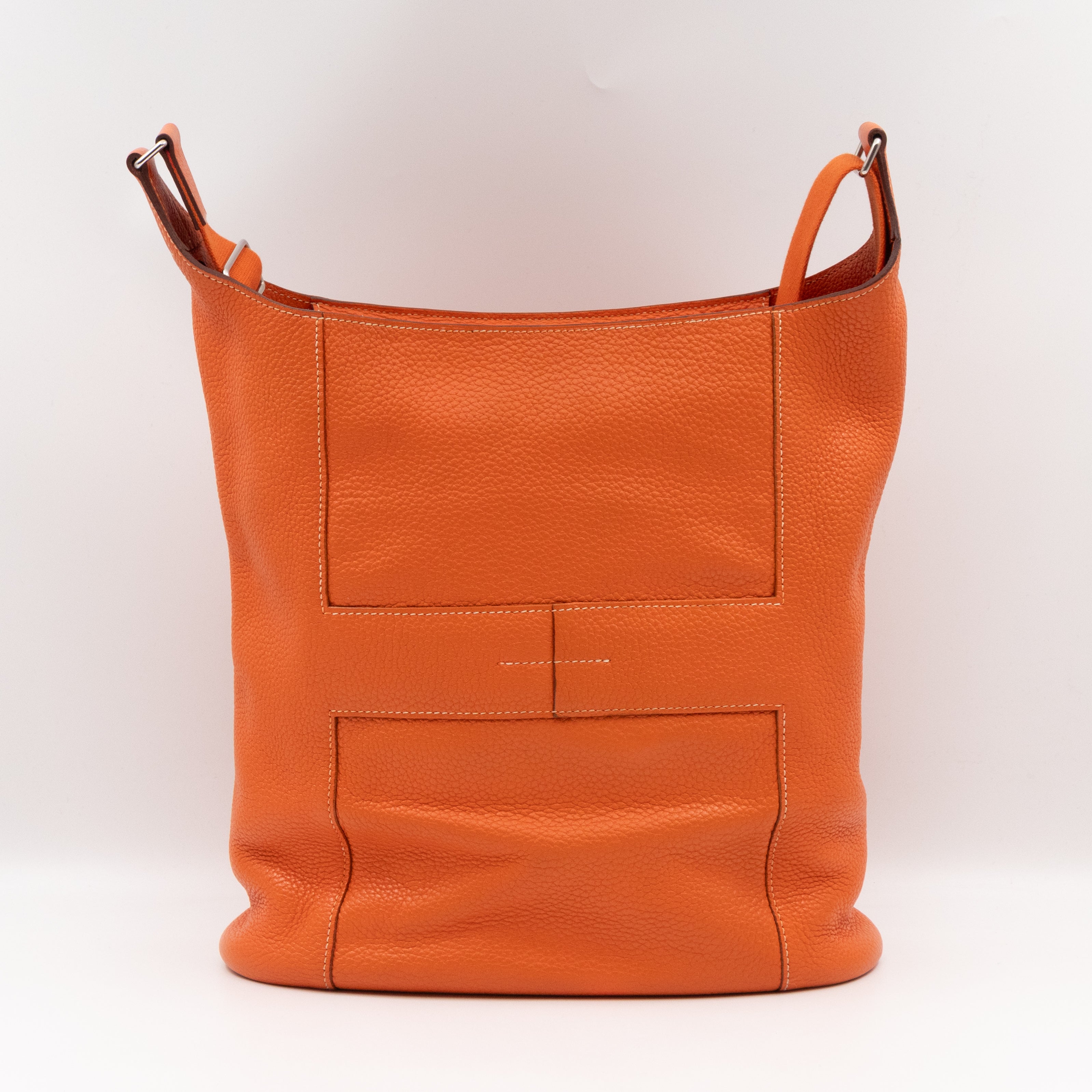 Good News GM Orange Taurillon Clemence