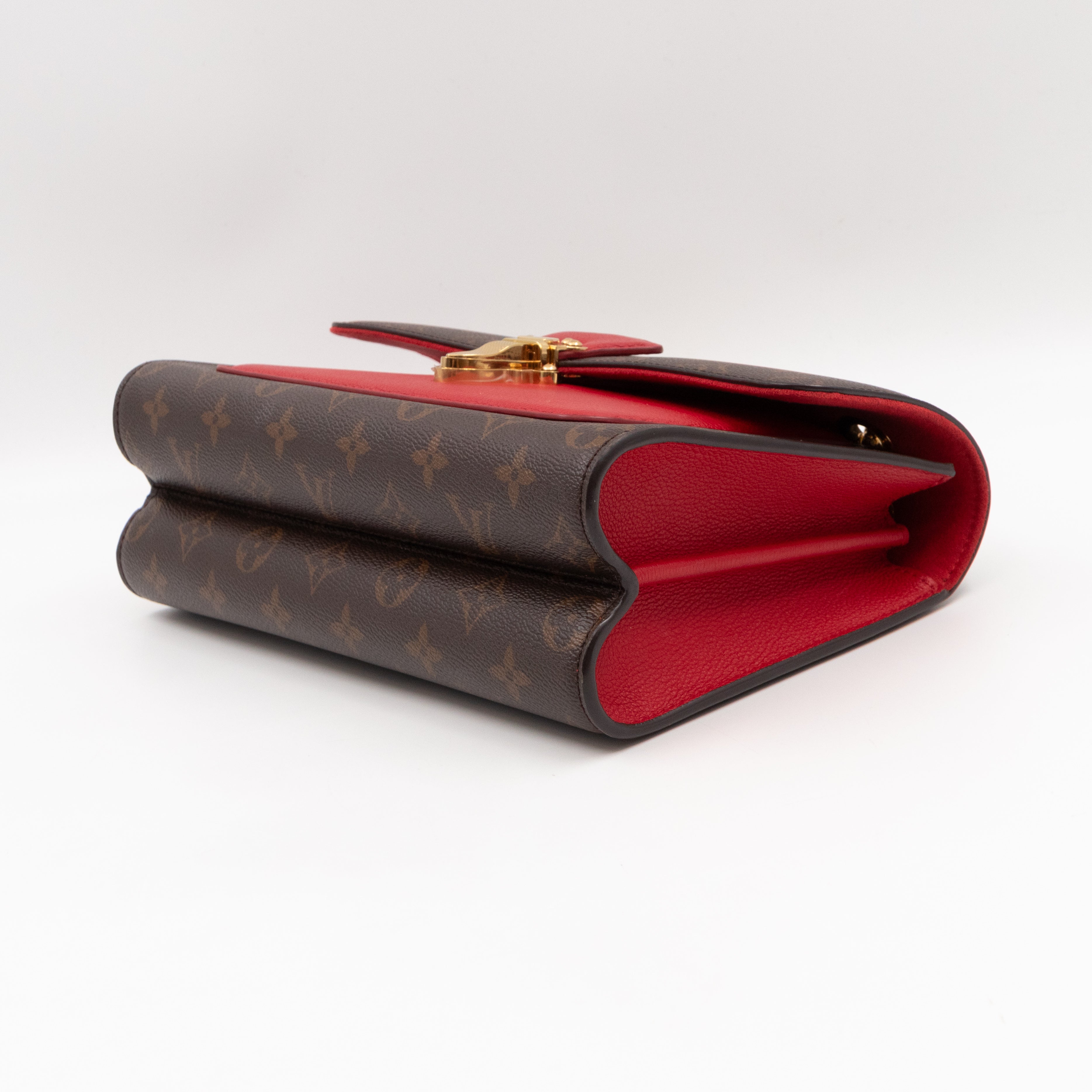 Victoire Monogram Red