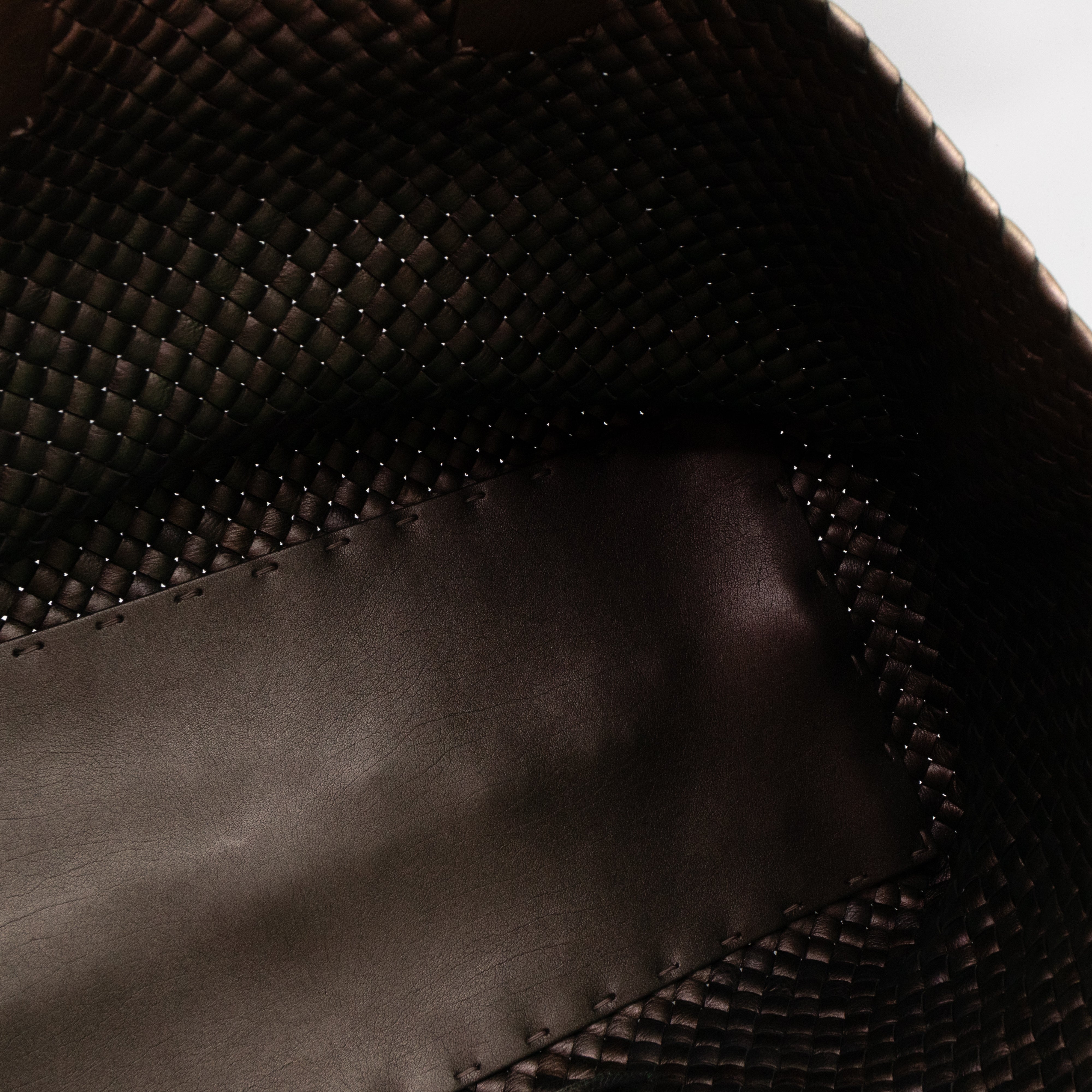 Large Cabat Tote Iridescent Scarabee Green & Bronze Intrecciato Leather