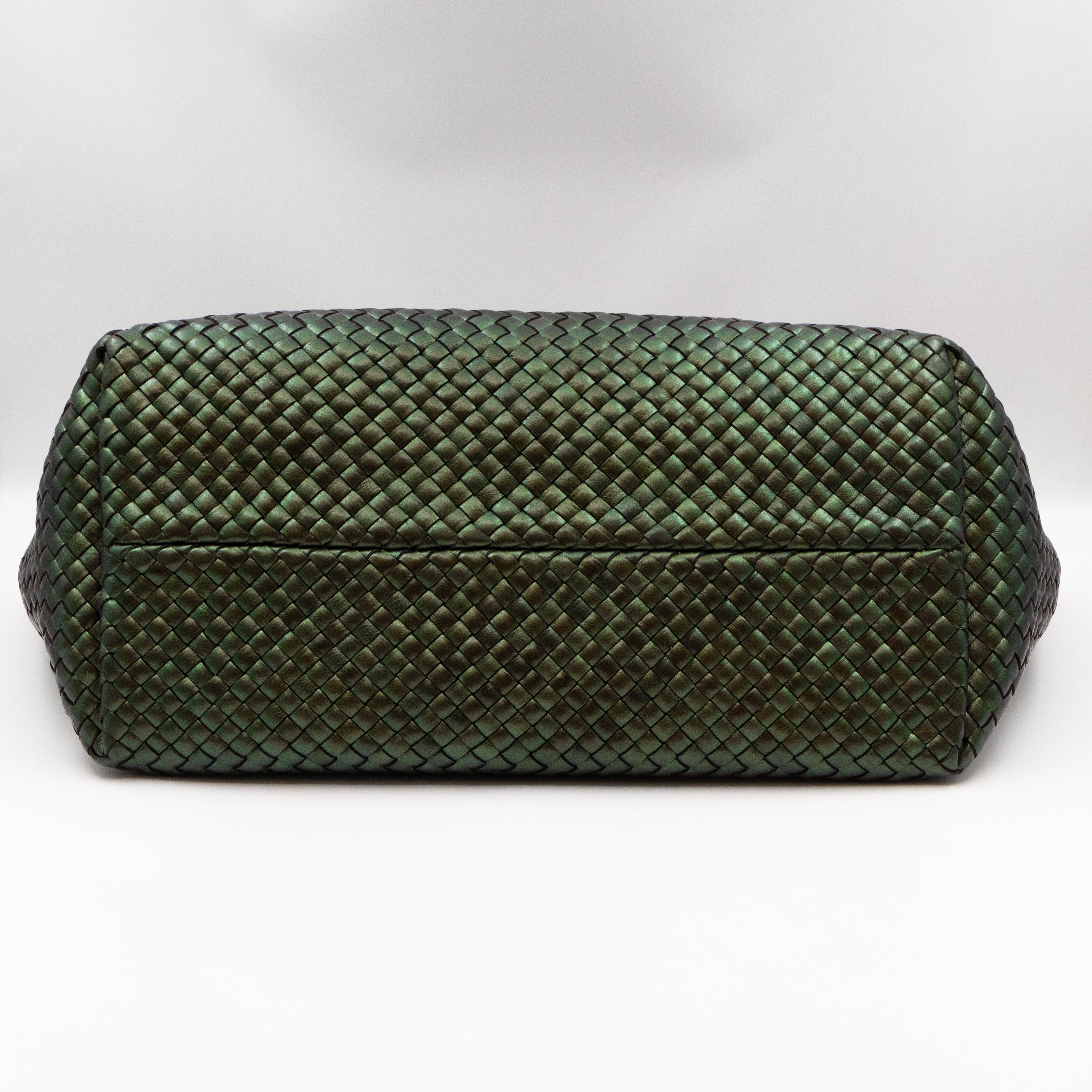 Large Cabat Tote Iridescent Scarabee Green & Bronze Intrecciato Leather