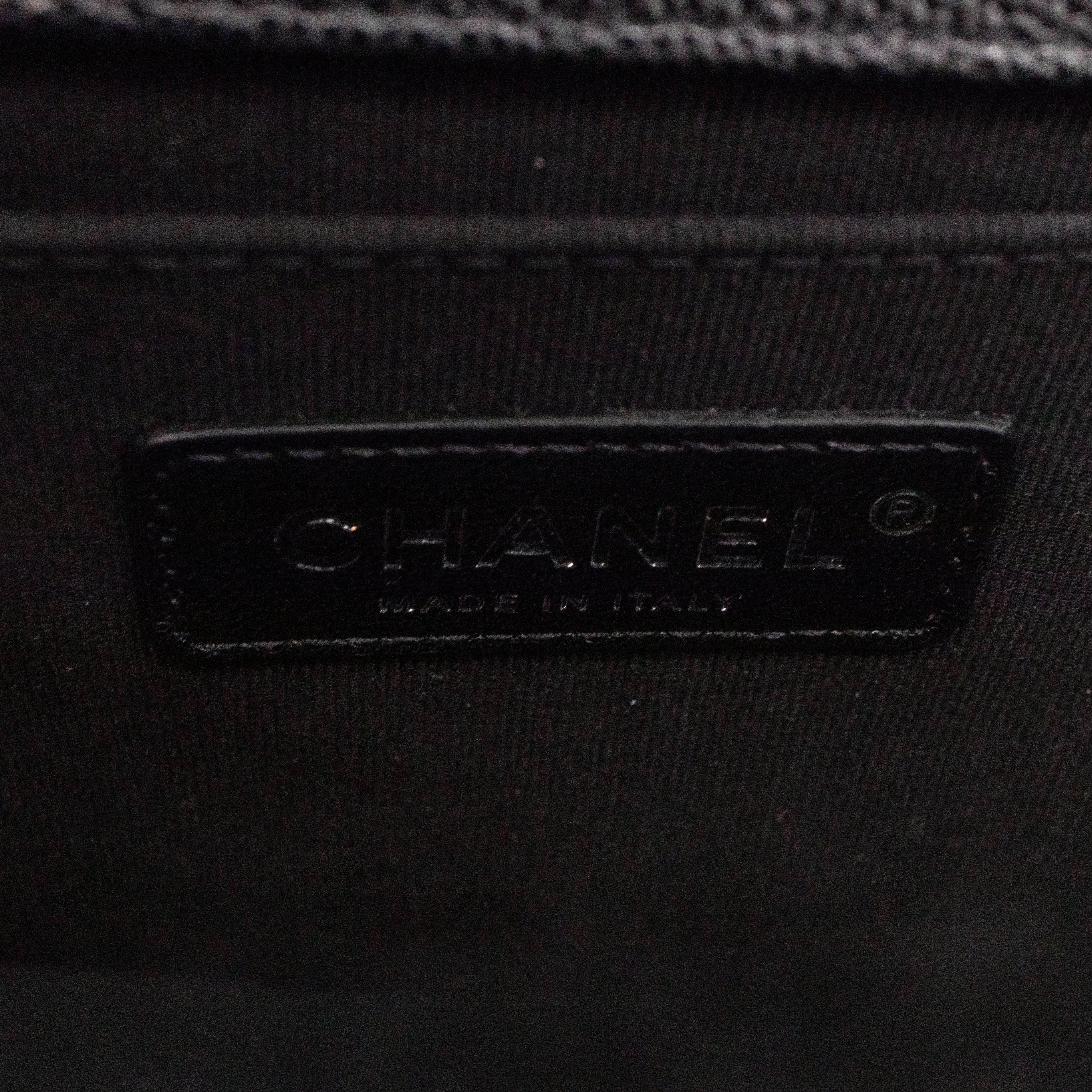 Boy Bag Medium Caviar Leather