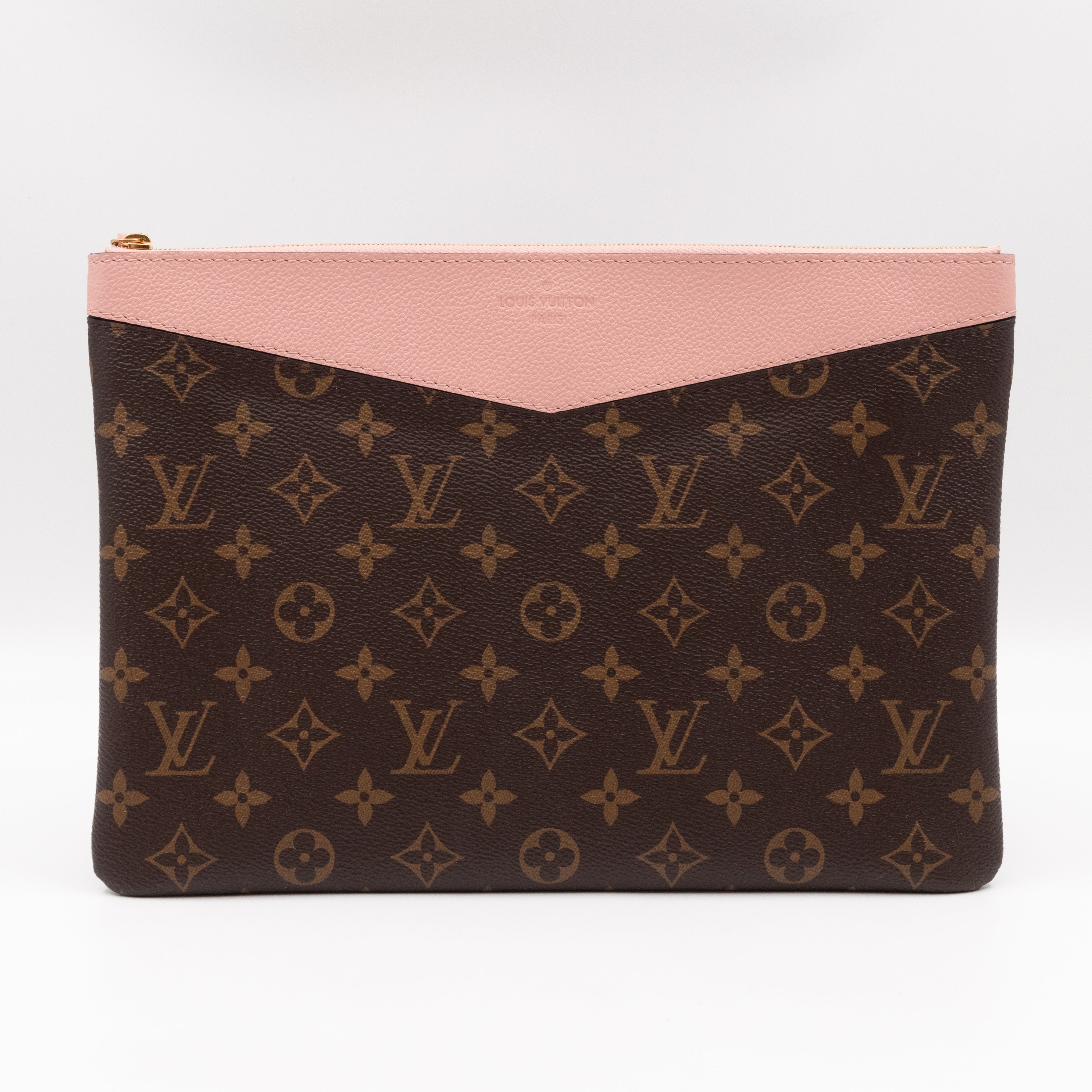 Daily Pouch Monogram Rose Poudre