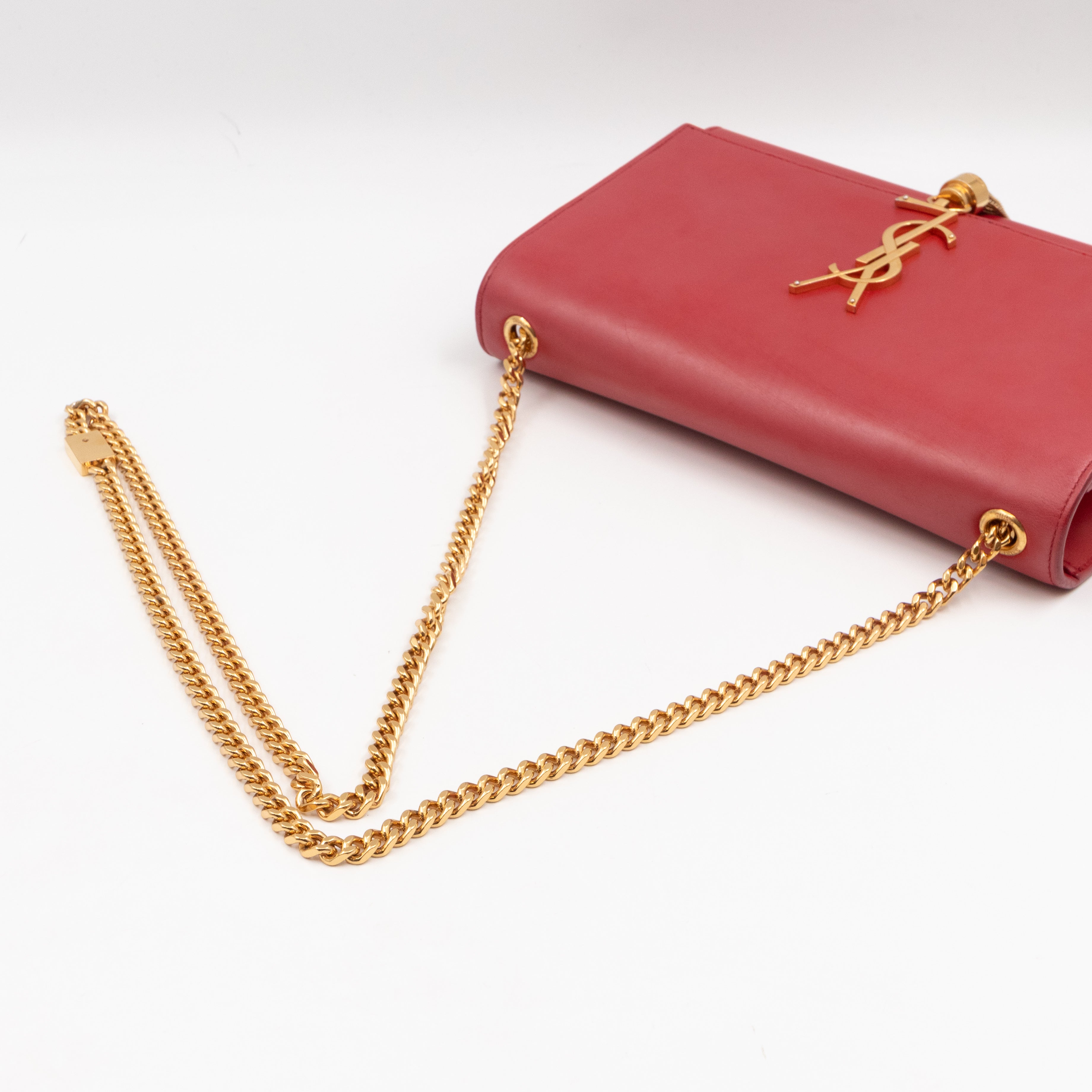 Kate Medium Tassel Red Leather