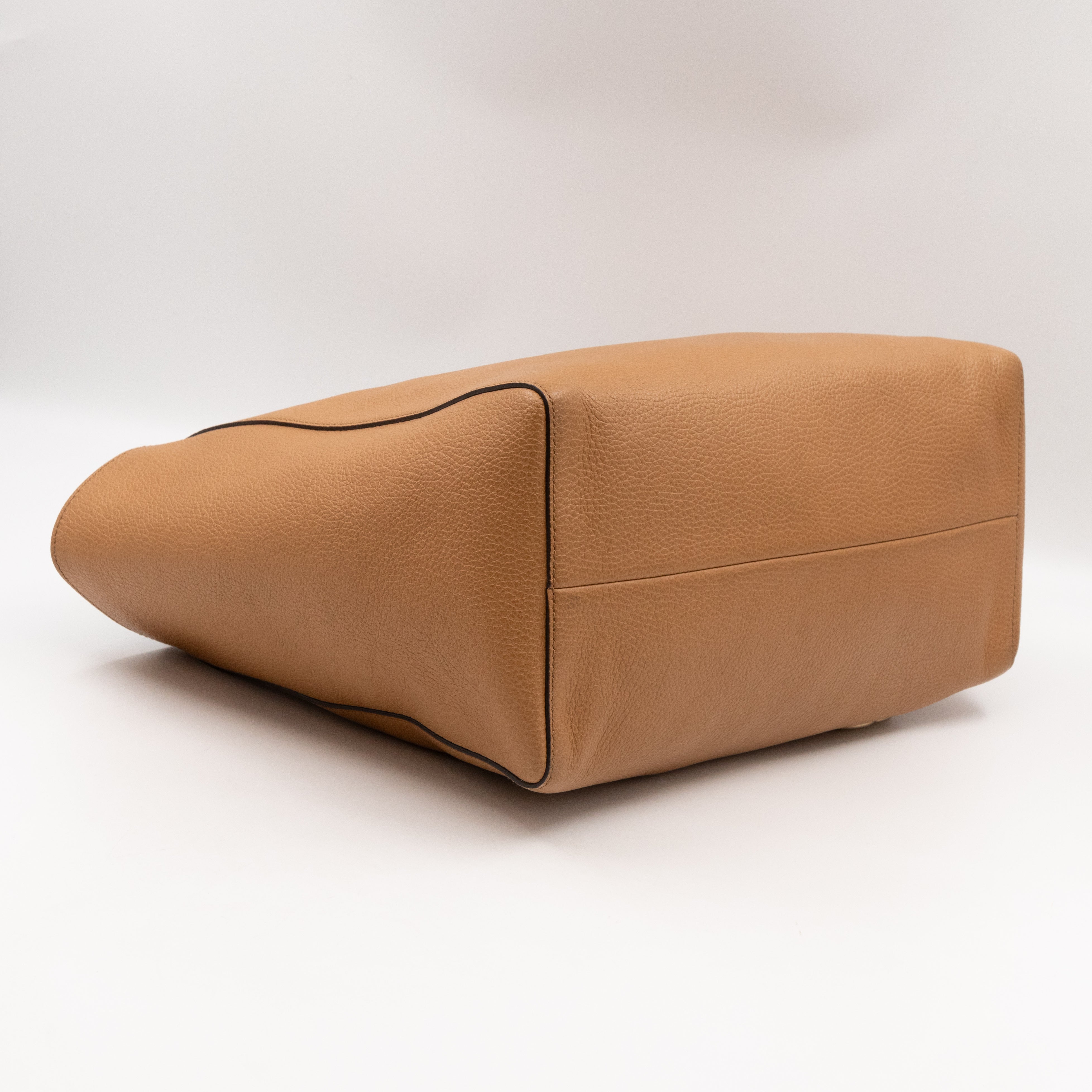 Grand Prix Tote Interlocking G Camel Leather