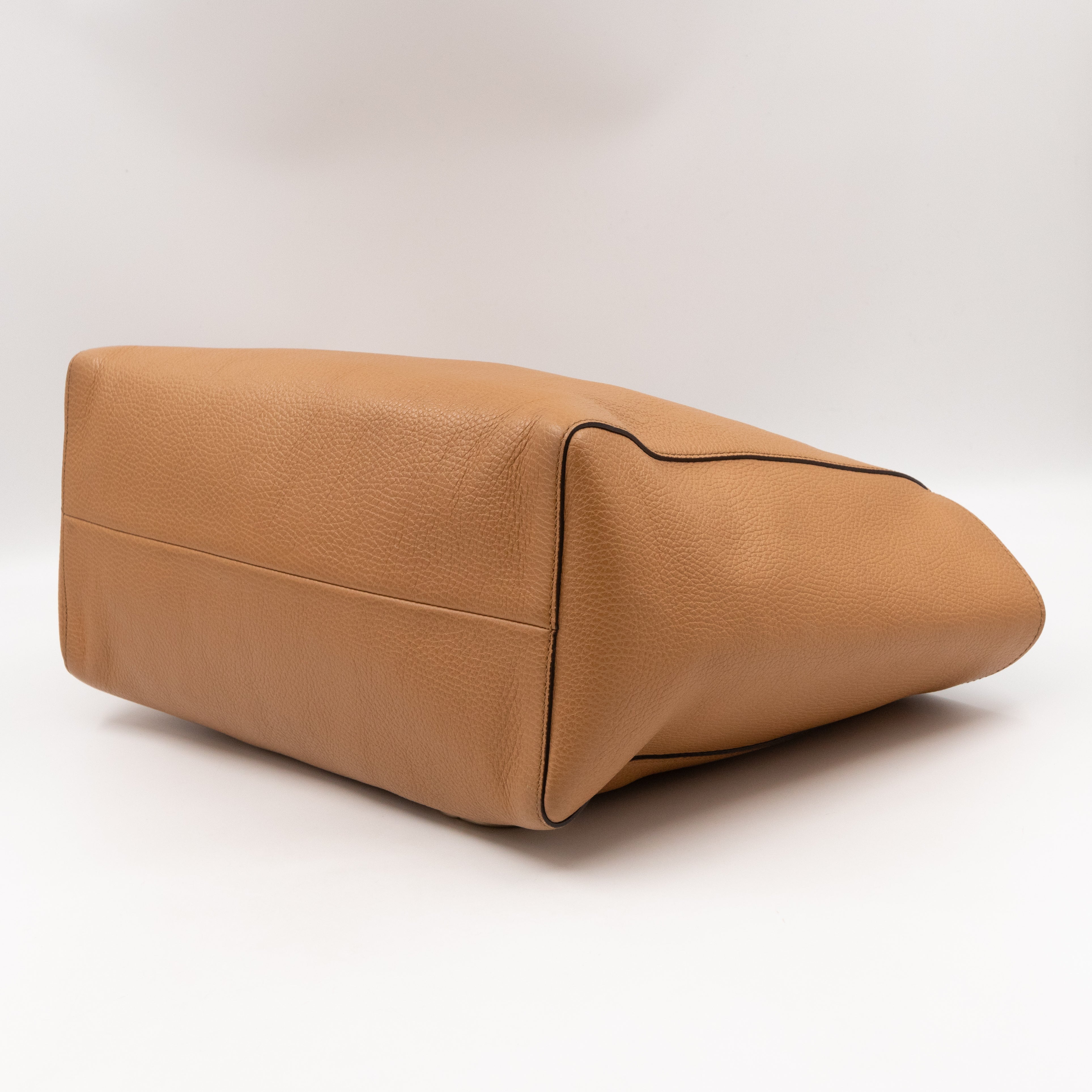 Grand Prix Tote Interlocking G Camel Leather