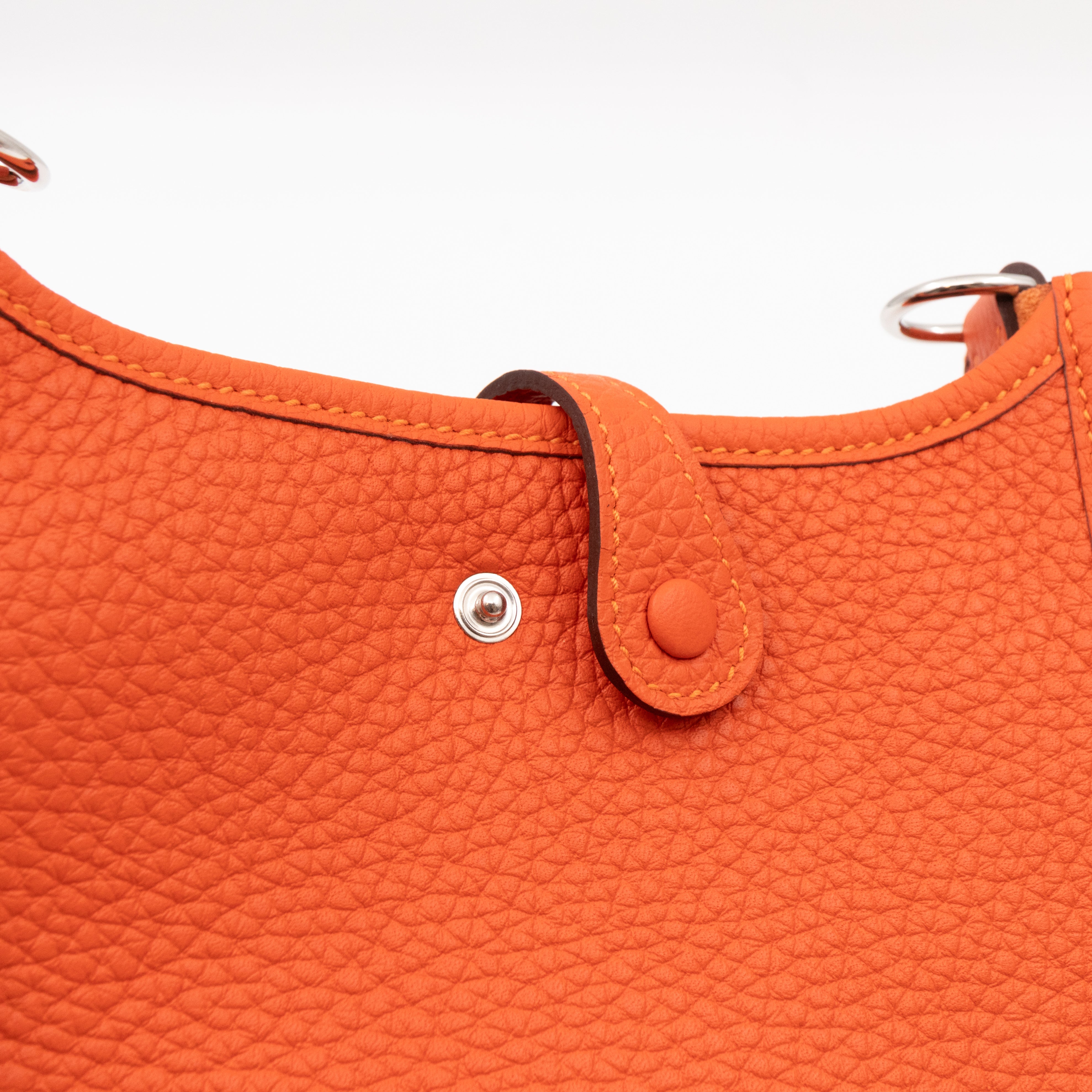 Evelyne 16 Mini Feu Orange Leather
