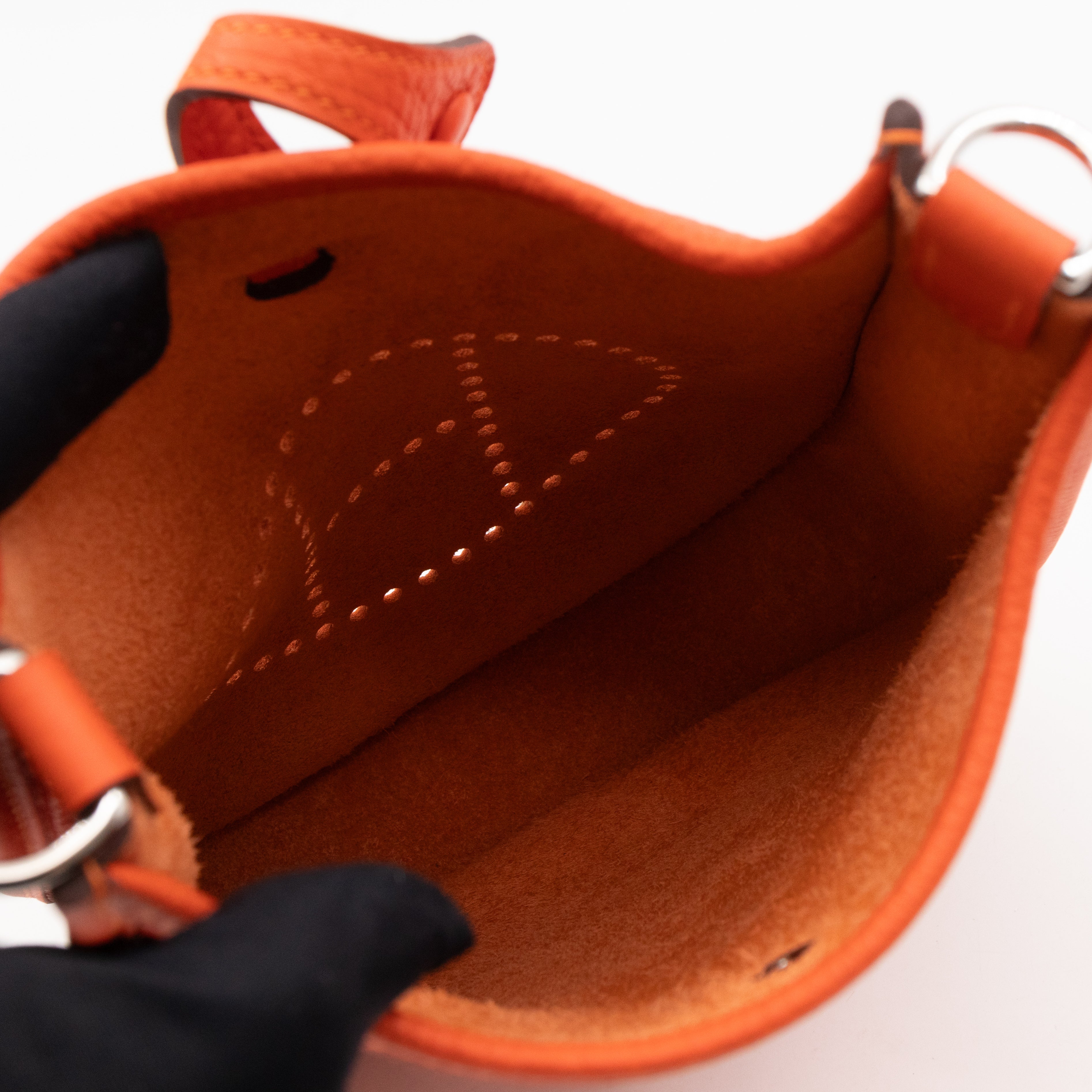 Evelyne 16 Mini Feu Orange Leather