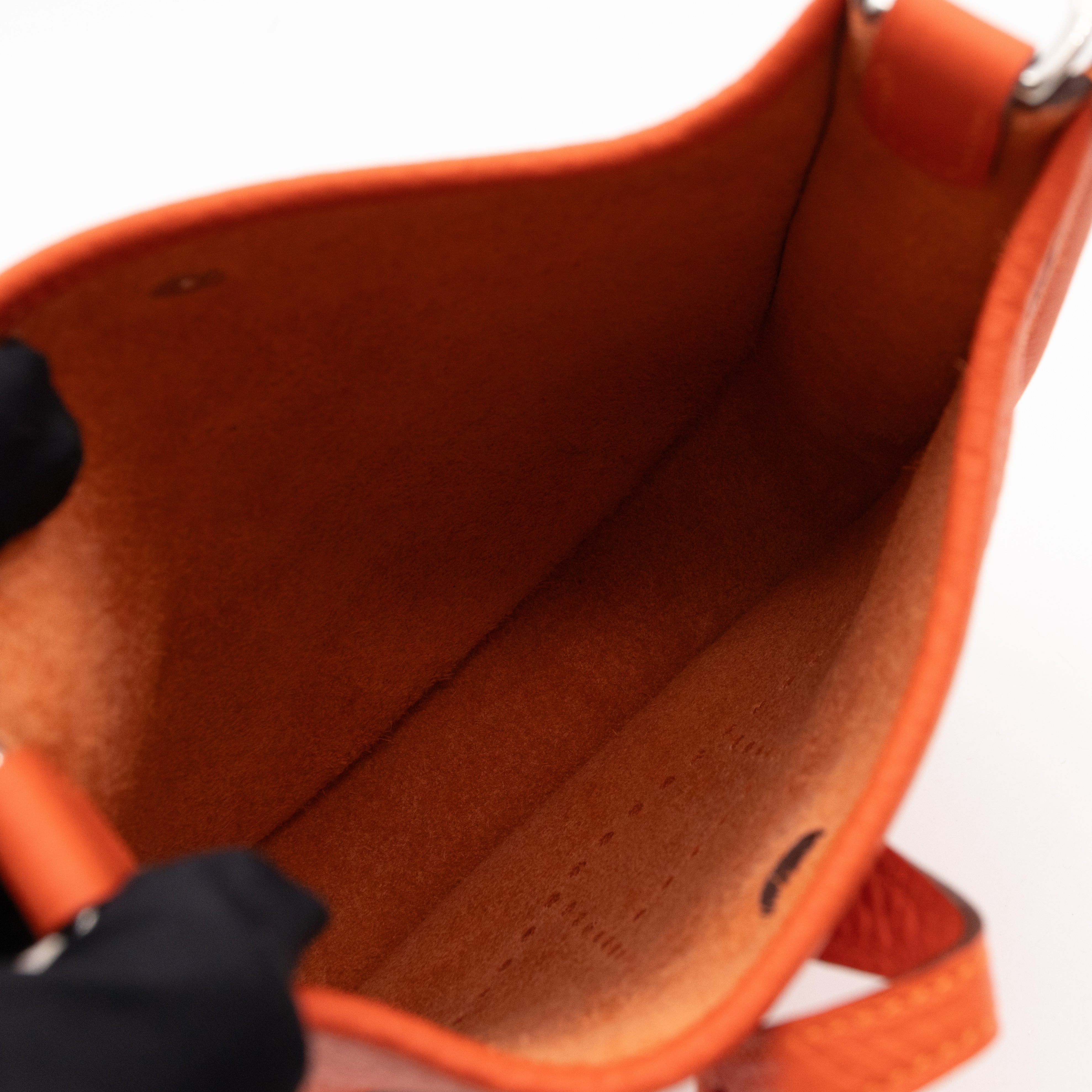 Evelyne 16 Mini Feu Orange Leather