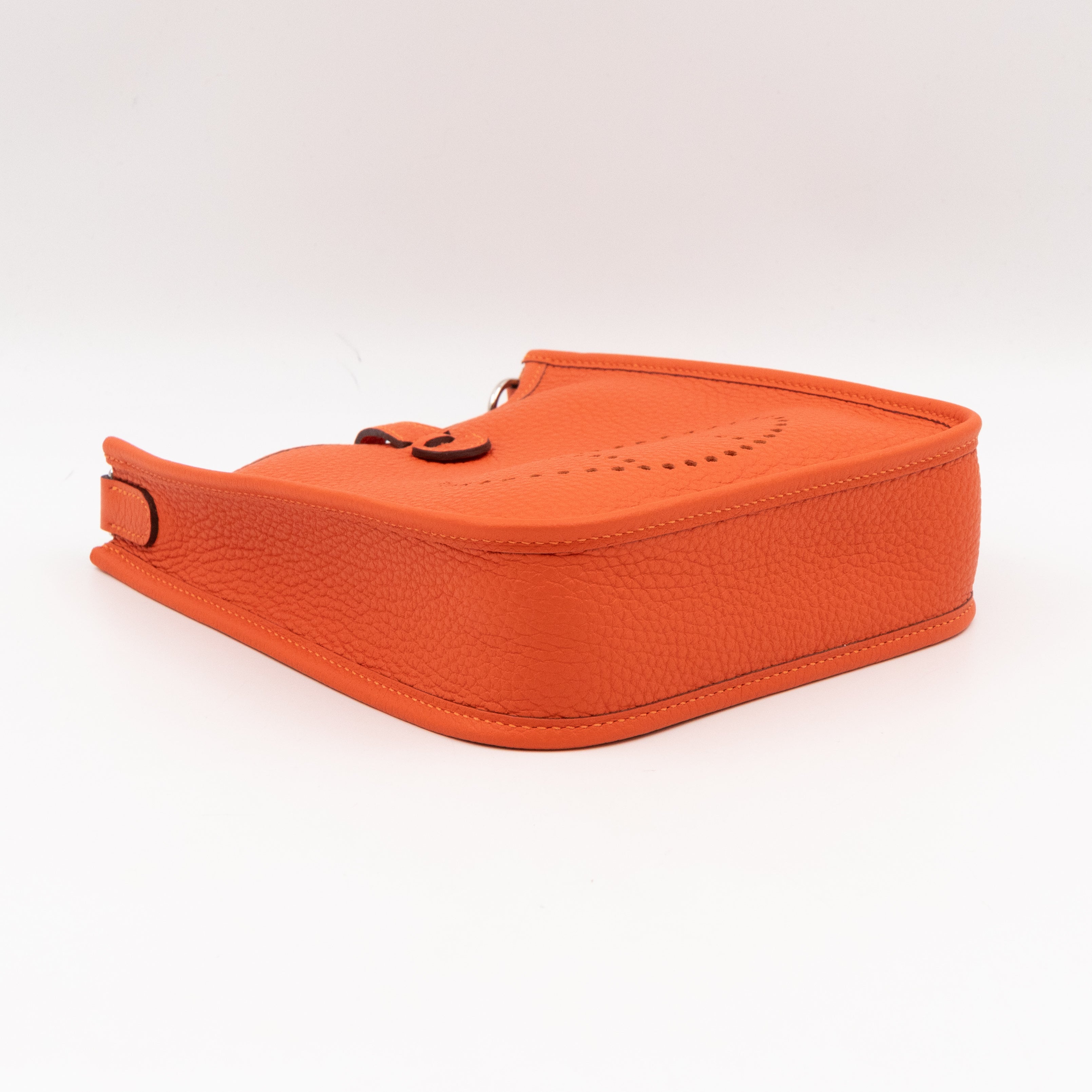 Evelyne 16 Mini Feu Orange Leather