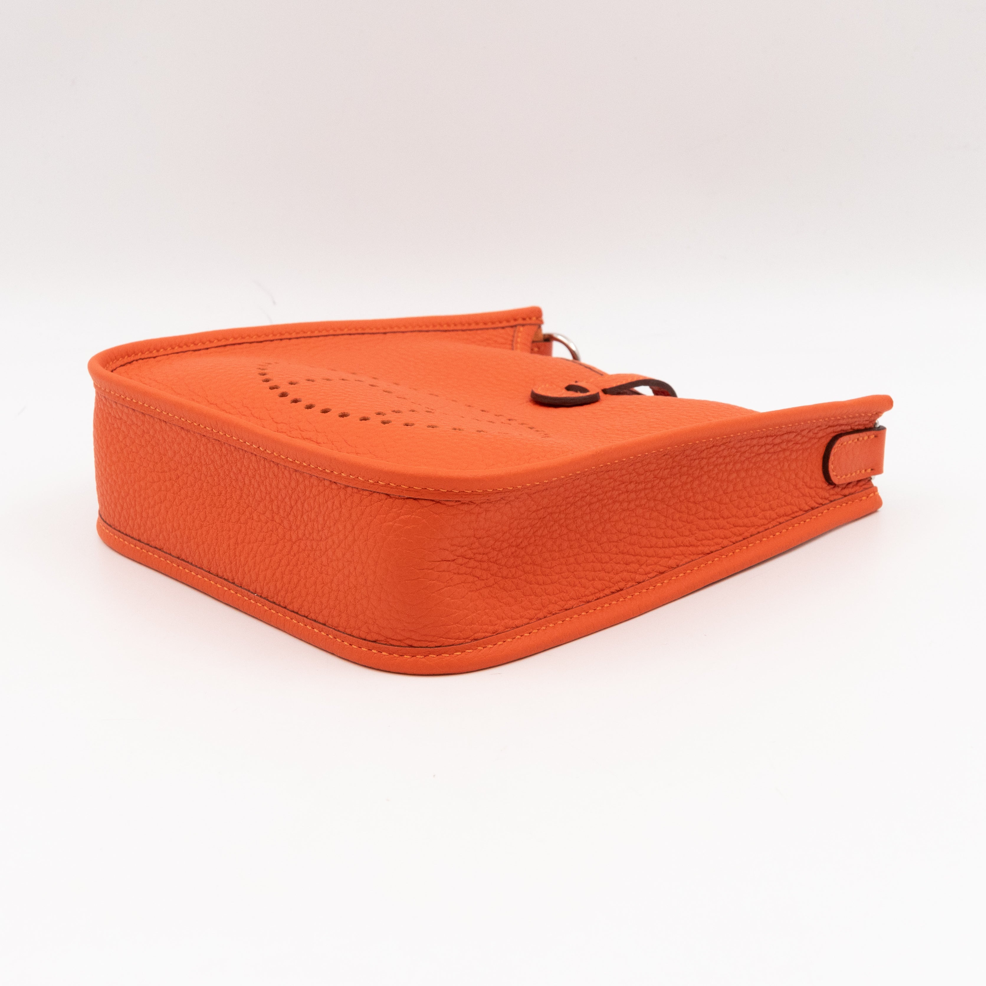 Evelyne 16 Mini Feu Orange Leather