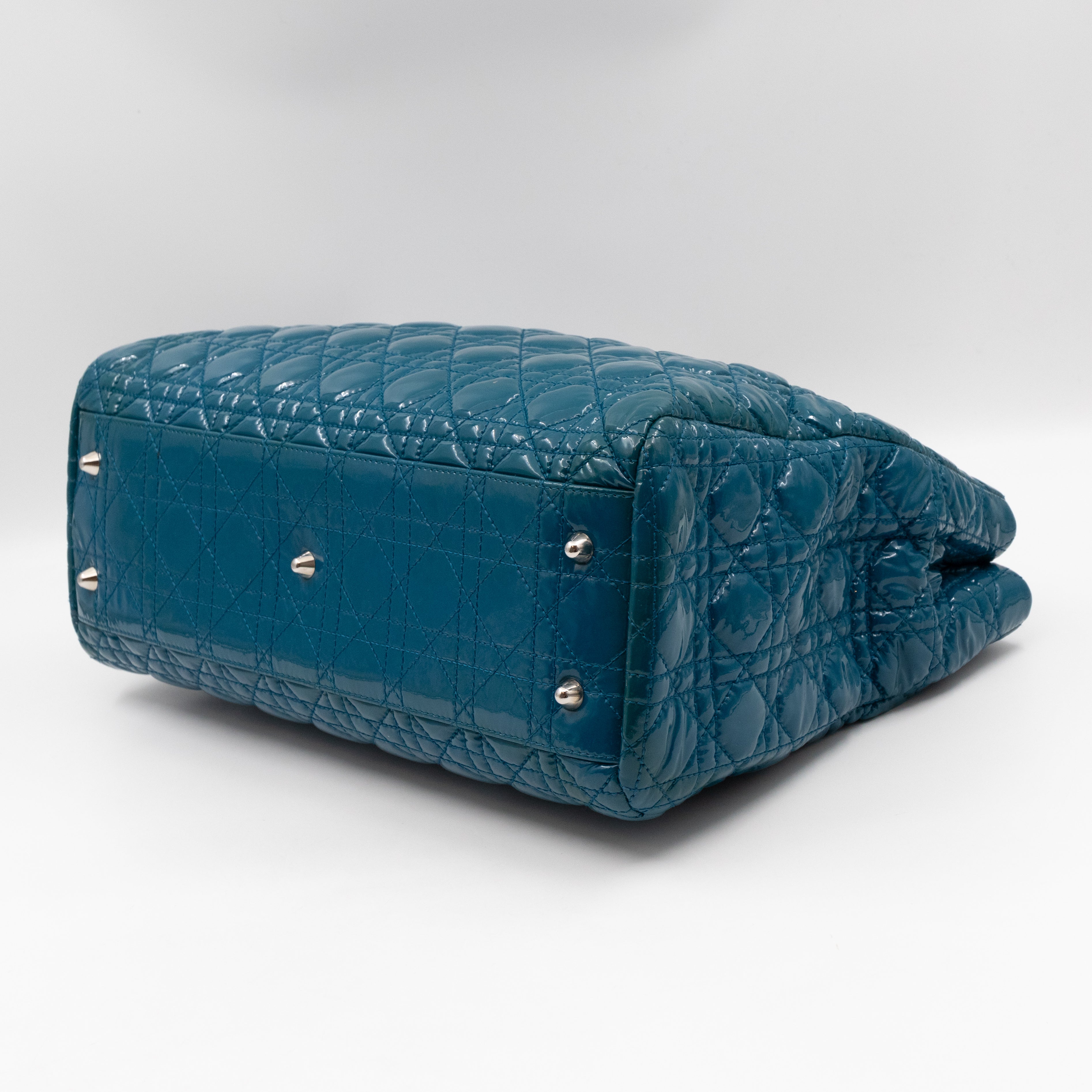 Medium Soft Shopping Tote Blue Patent Cannage Leather