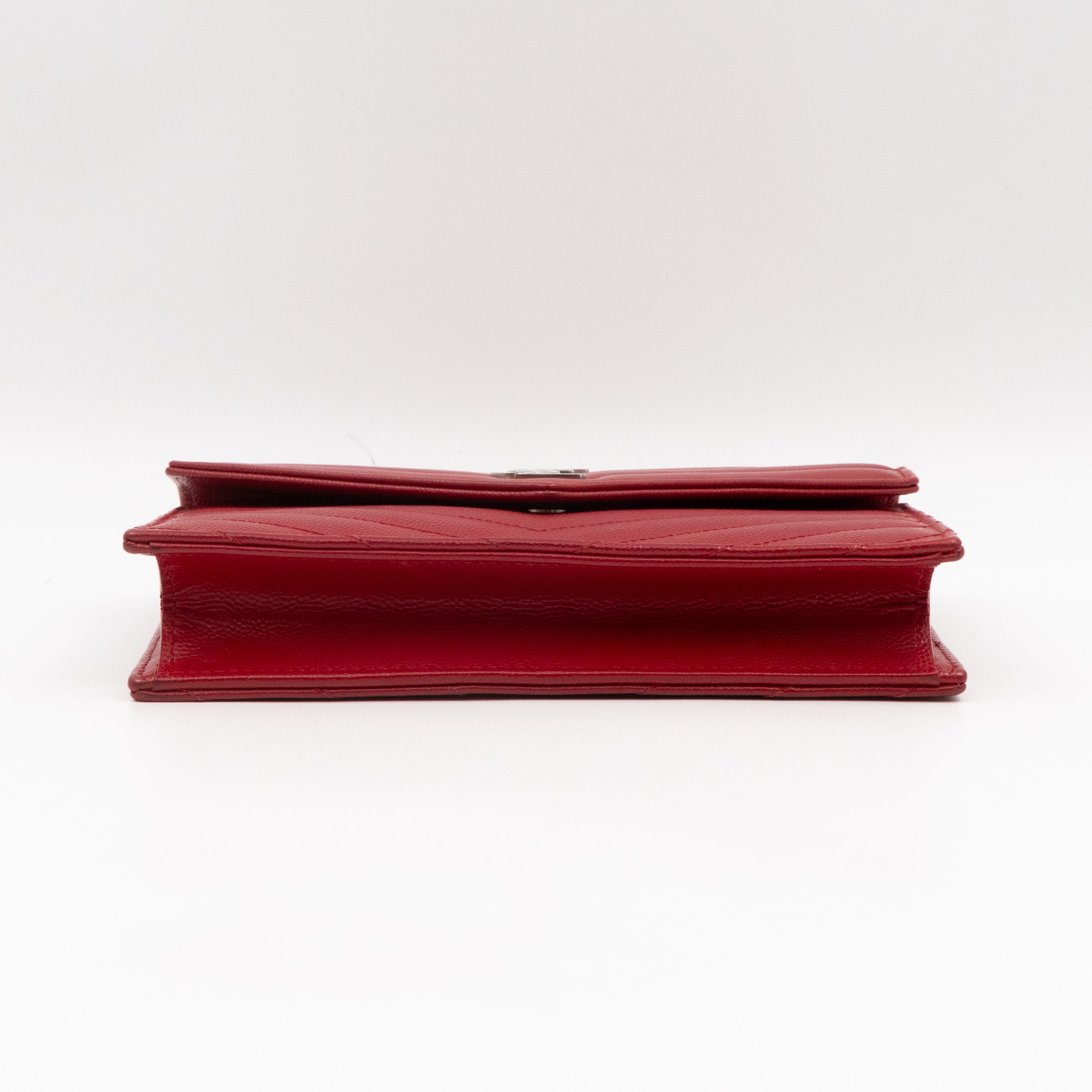 Cassandre Envelope Chain Wallet Red Grained Leather