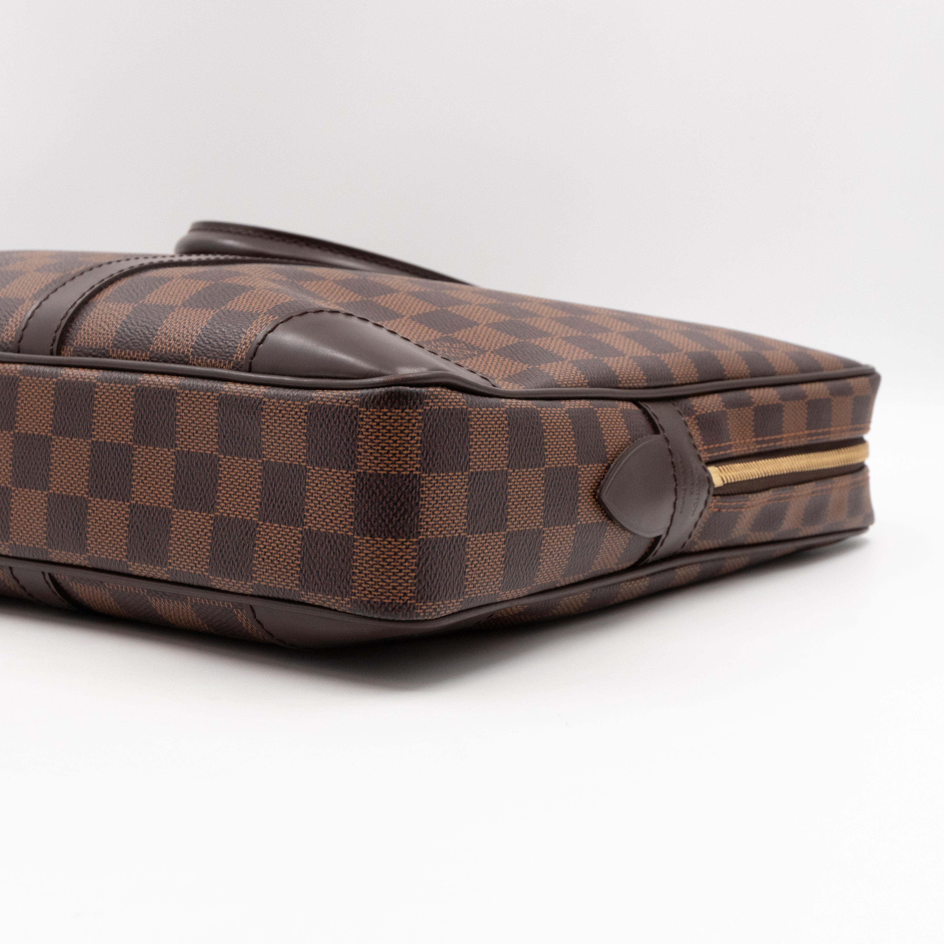 Porte Documents Voyage GM Damier Ebene