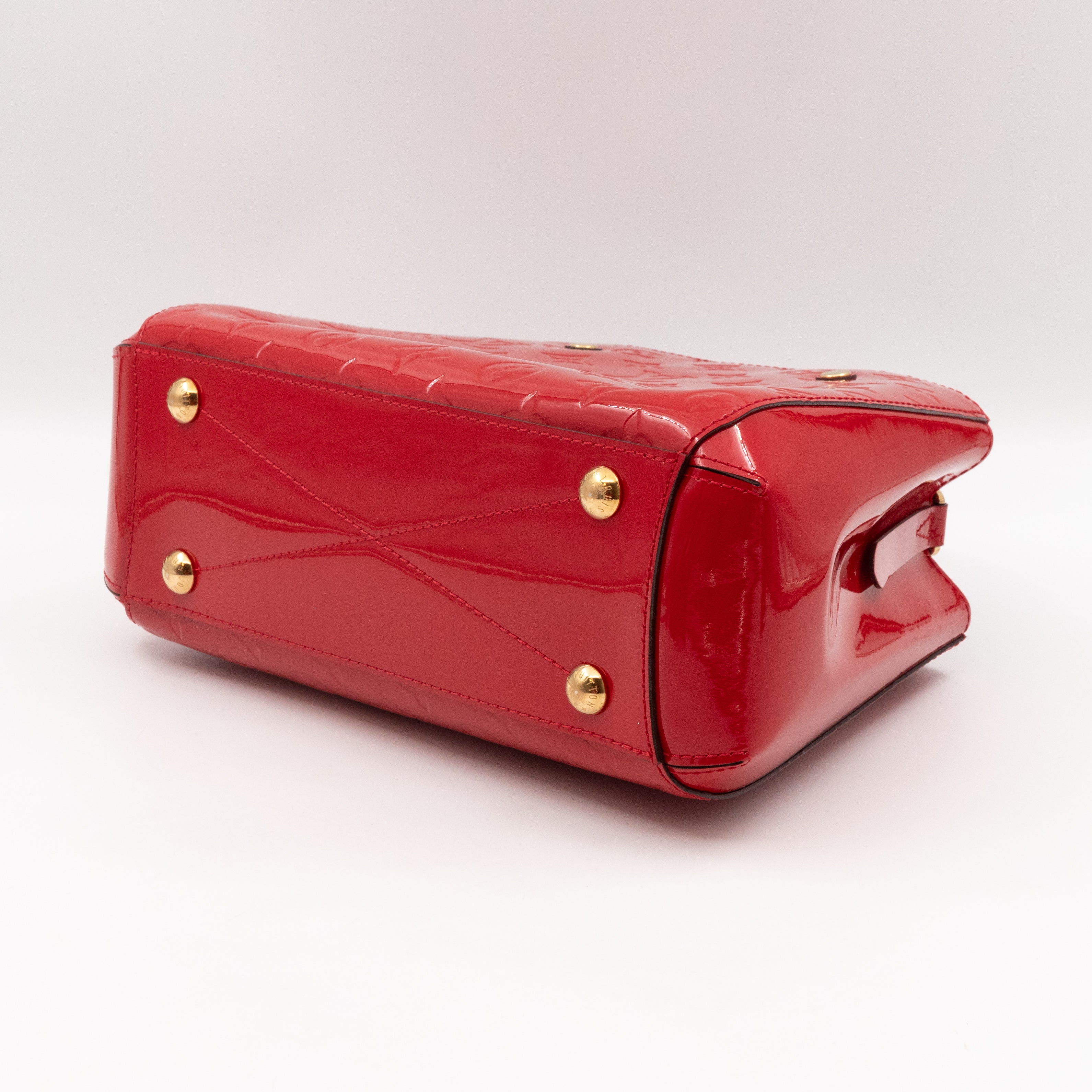 Montaigne BB Red Vernis