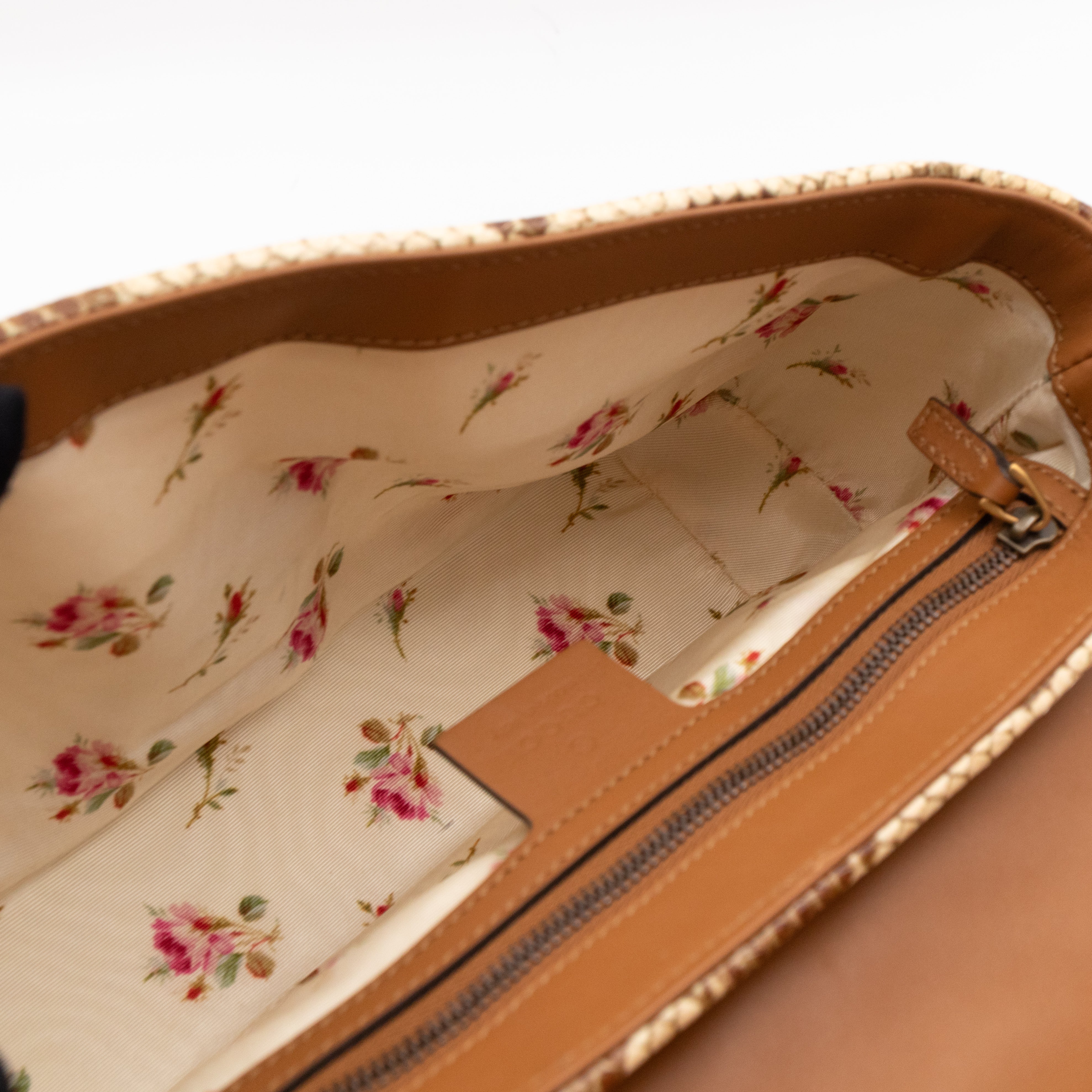 GG Marmont Small Flap Bag Natural Matelasse Raffia & Snakeskin