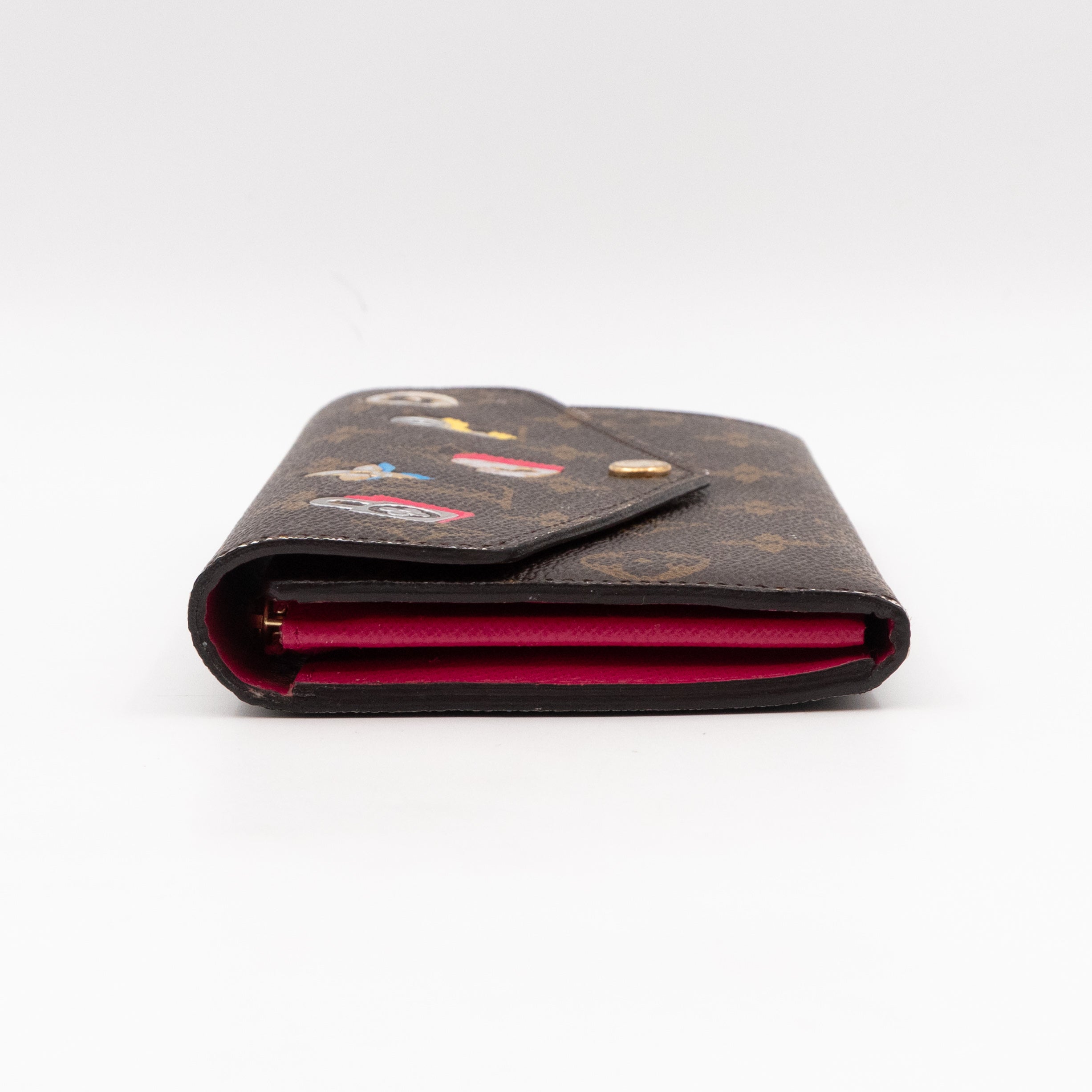 Sarah Wallet Monogram Love Lock