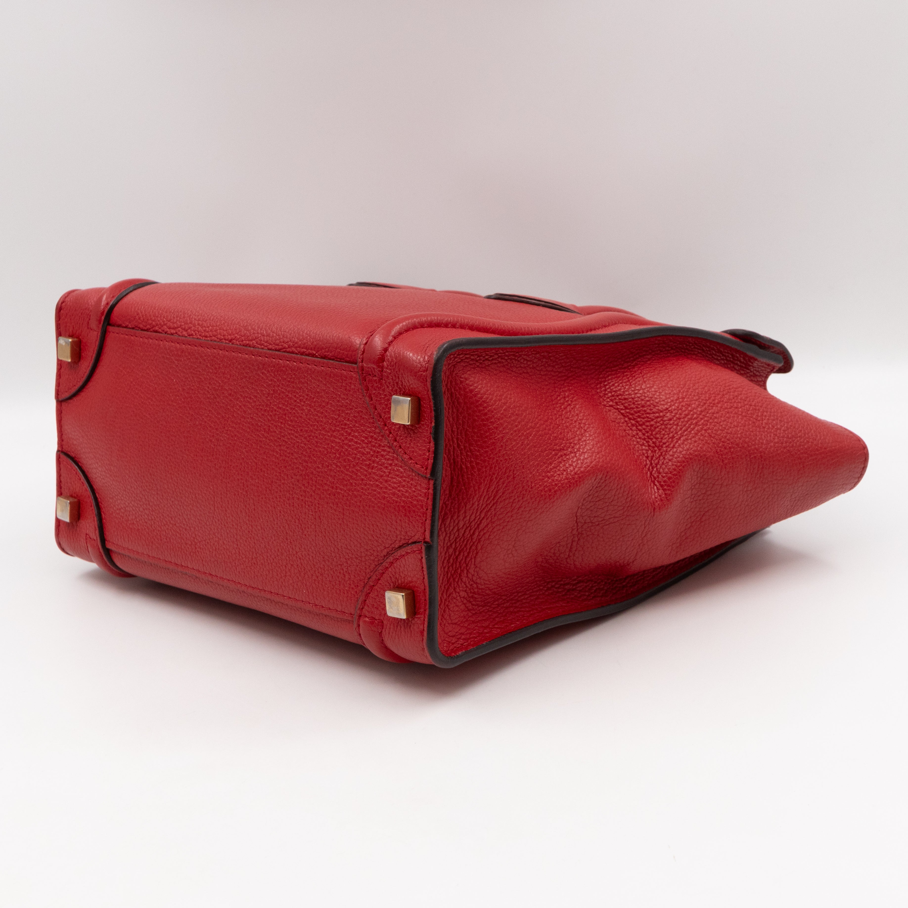 Micro Luggage Red