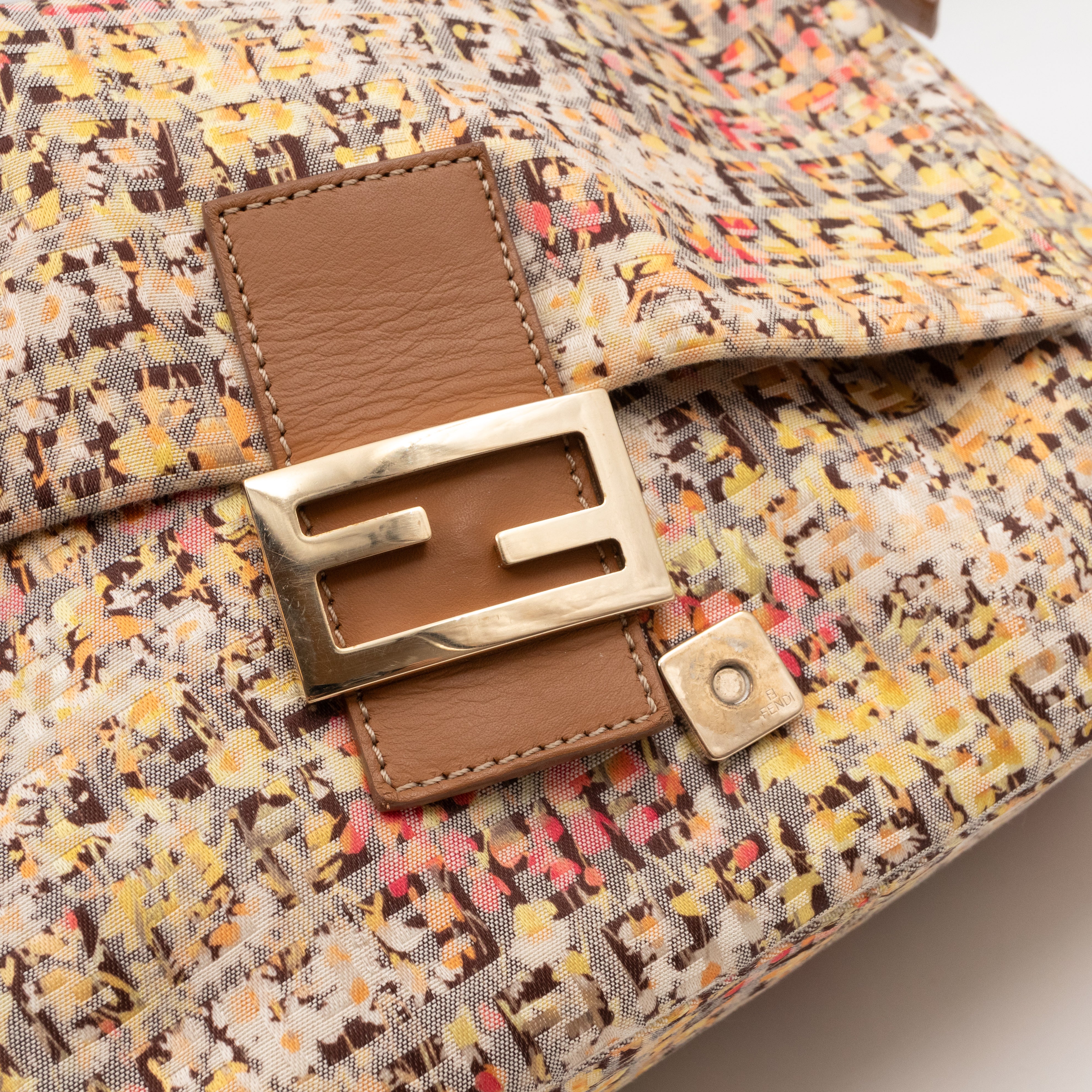 Mamma Forever Baguette Flower Zucchino Canvas