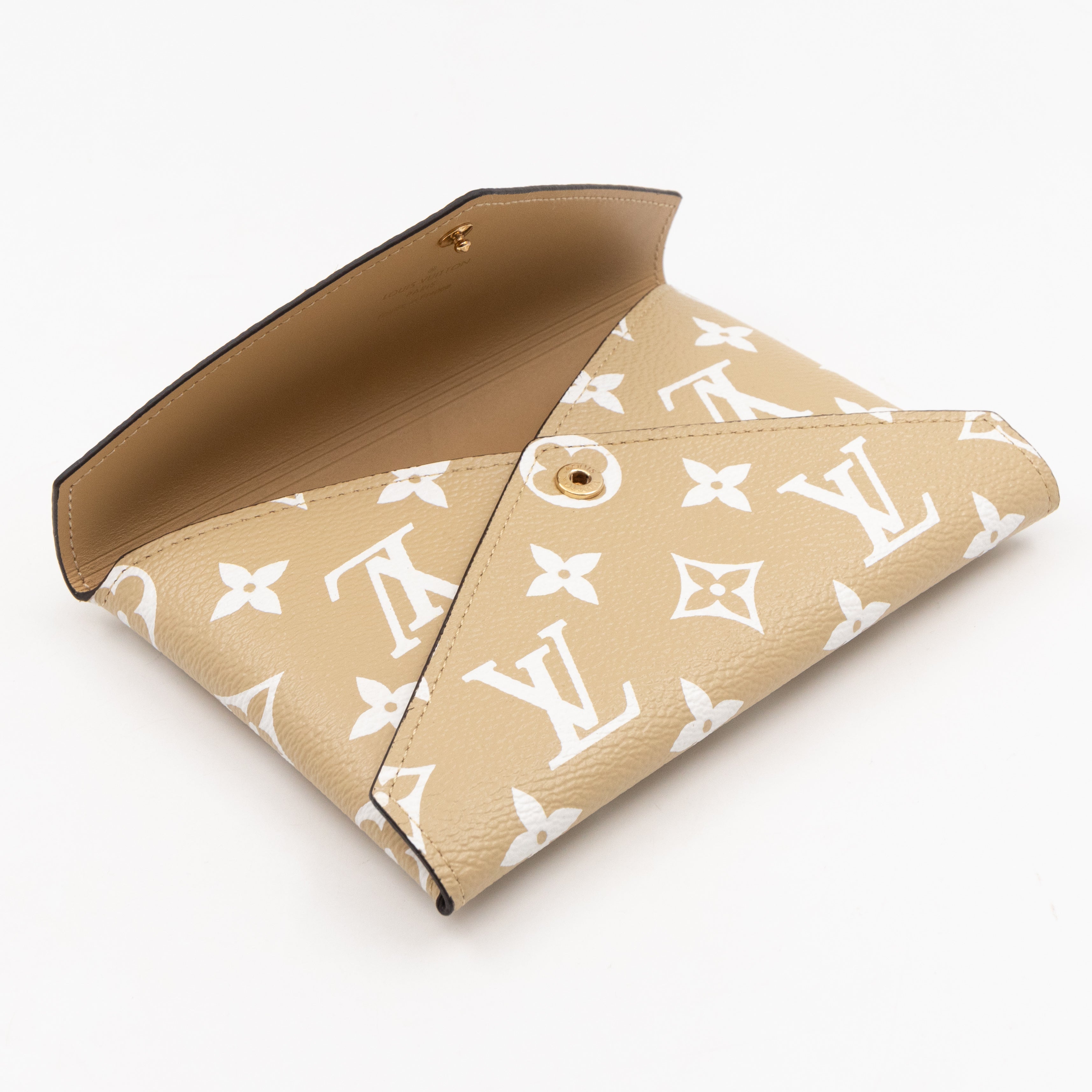 Kirigami Pochette Medium Beige White Monogram