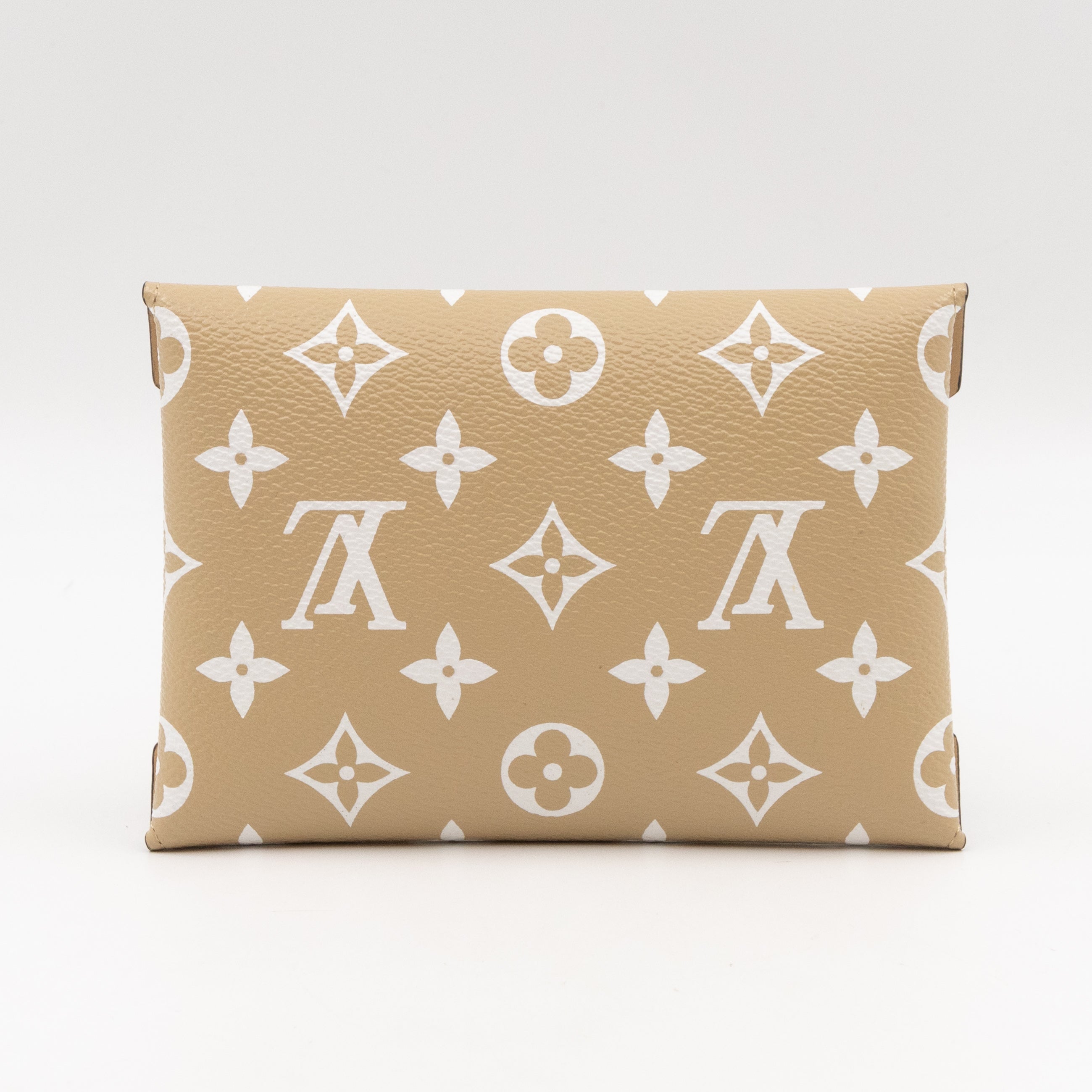 Kirigami Pochette Medium Beige White Monogram